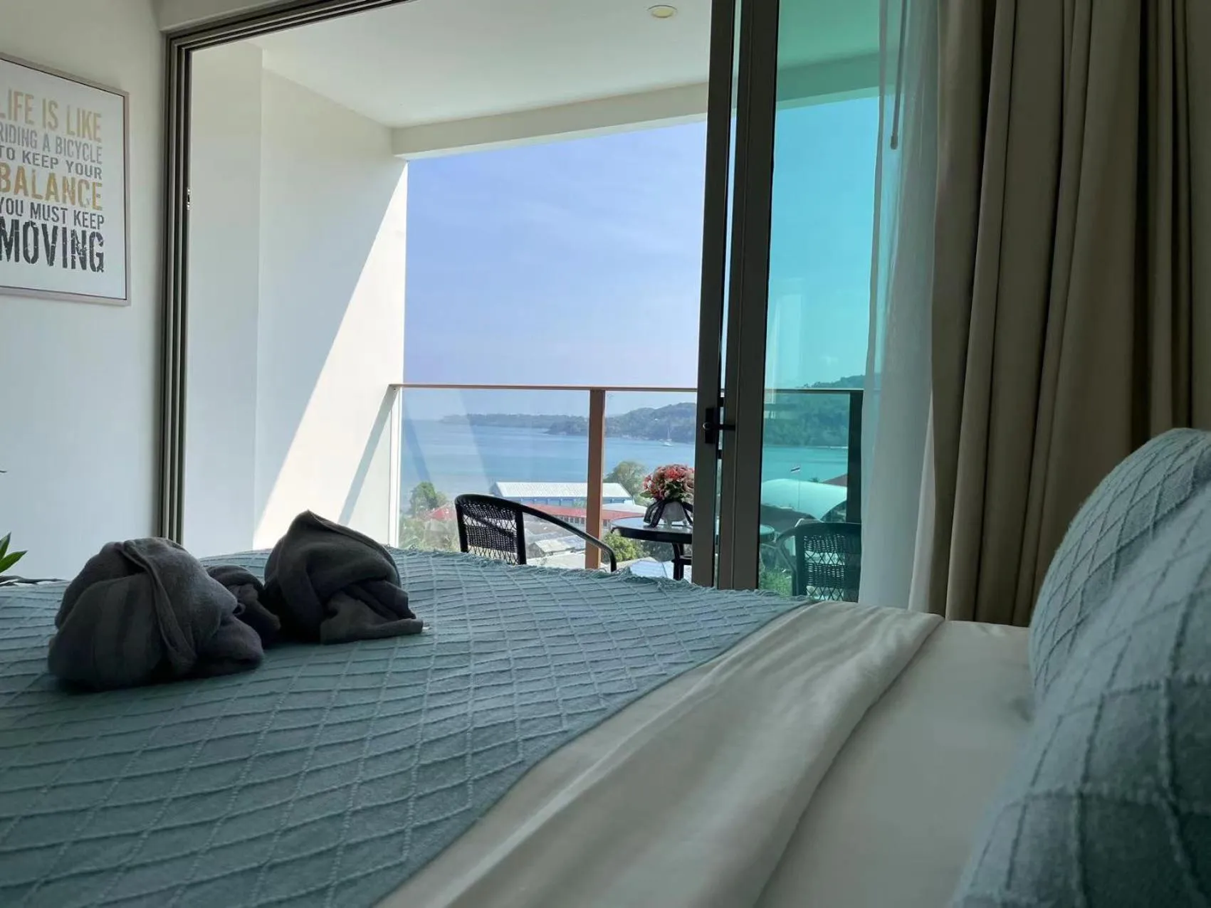 Bed in OCEANA HOME Phuket Kamala
