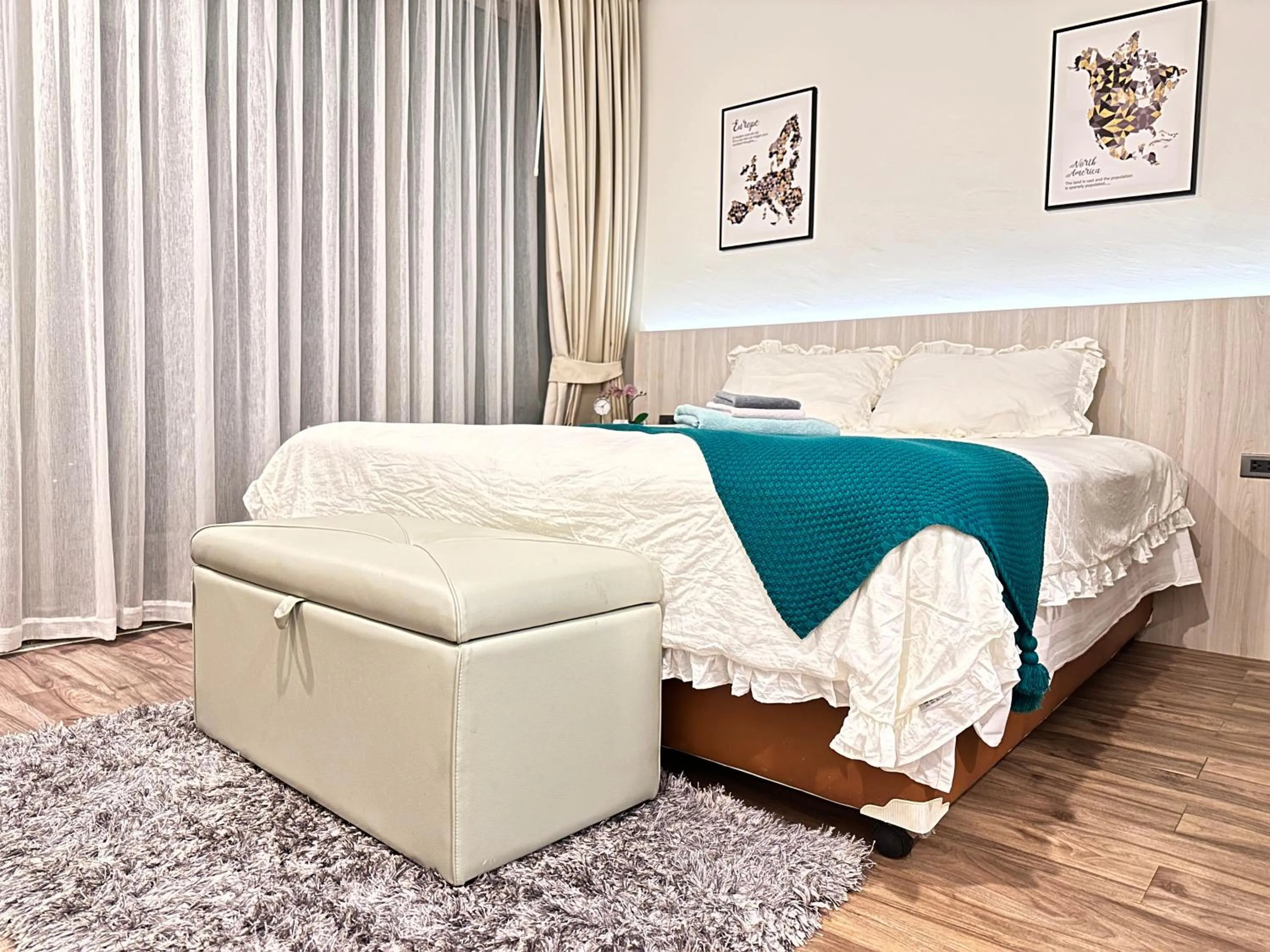 Bed in OCEANA HOME Phuket Kamala