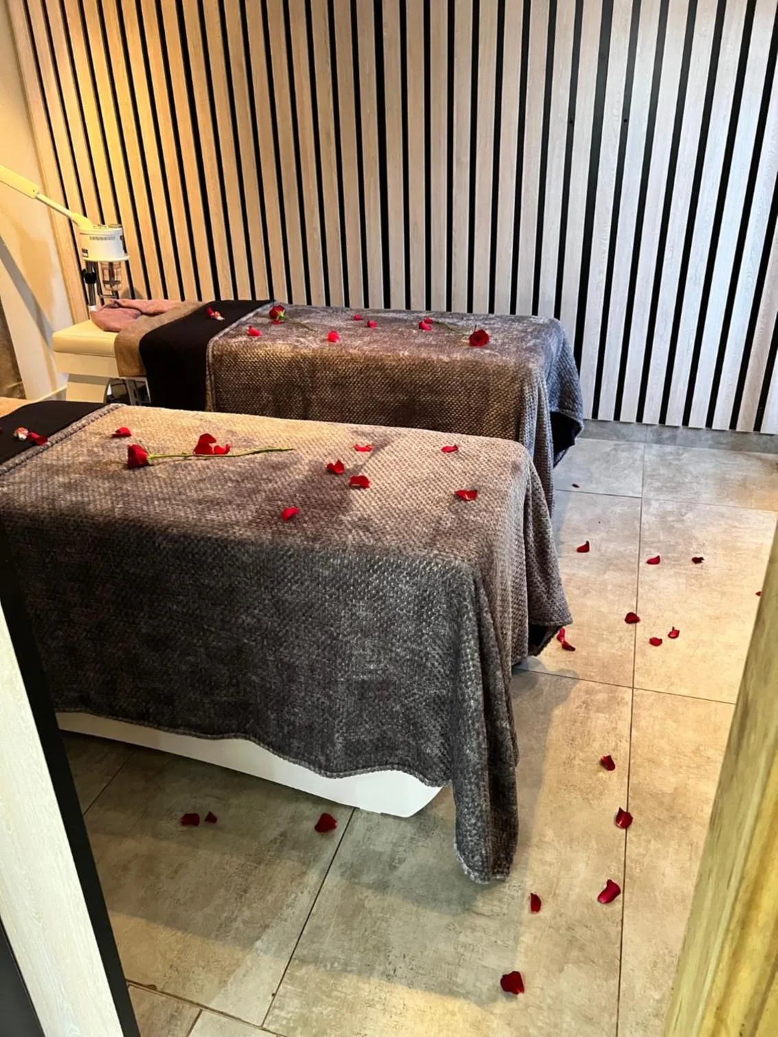 Spa and wellness centre/facilities, Bed in EDEN BOUTIQUE HOTEL