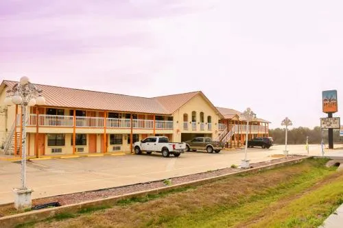Antlers Inn Goliad