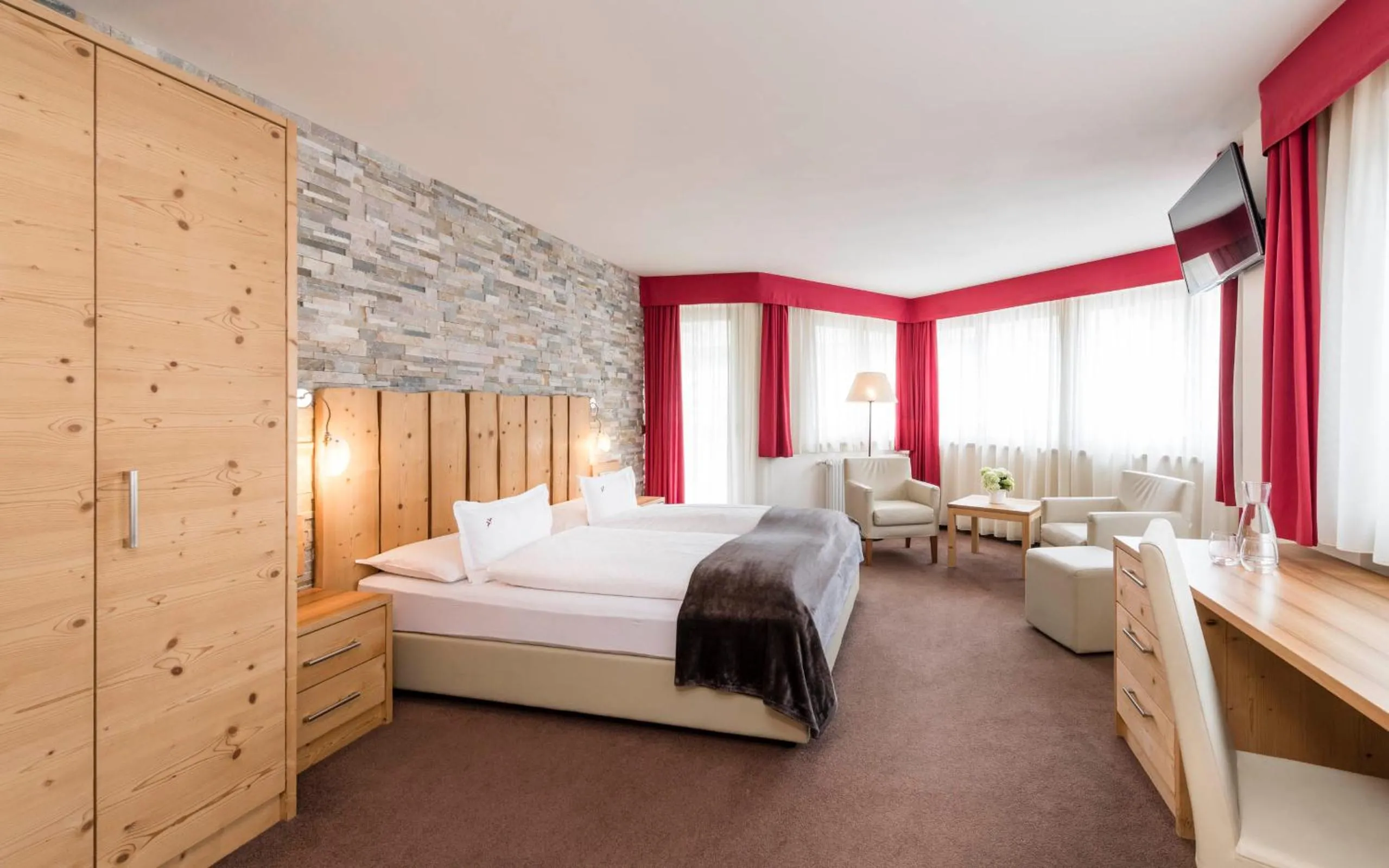 Bed in Villa Tony - Small Romantic Hotel