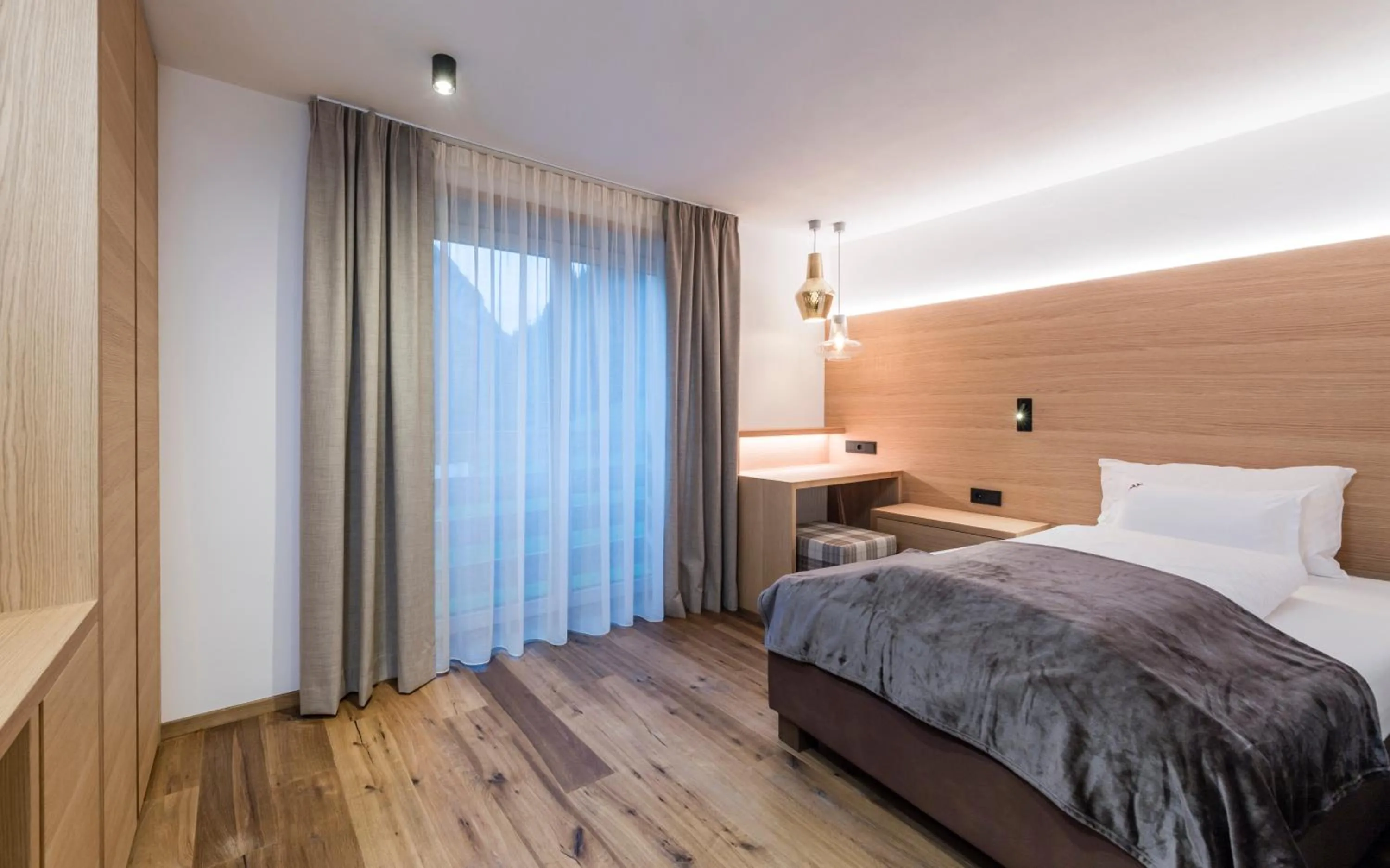 Seating area, Bed in Villa Tony - Small Romantic Hotel