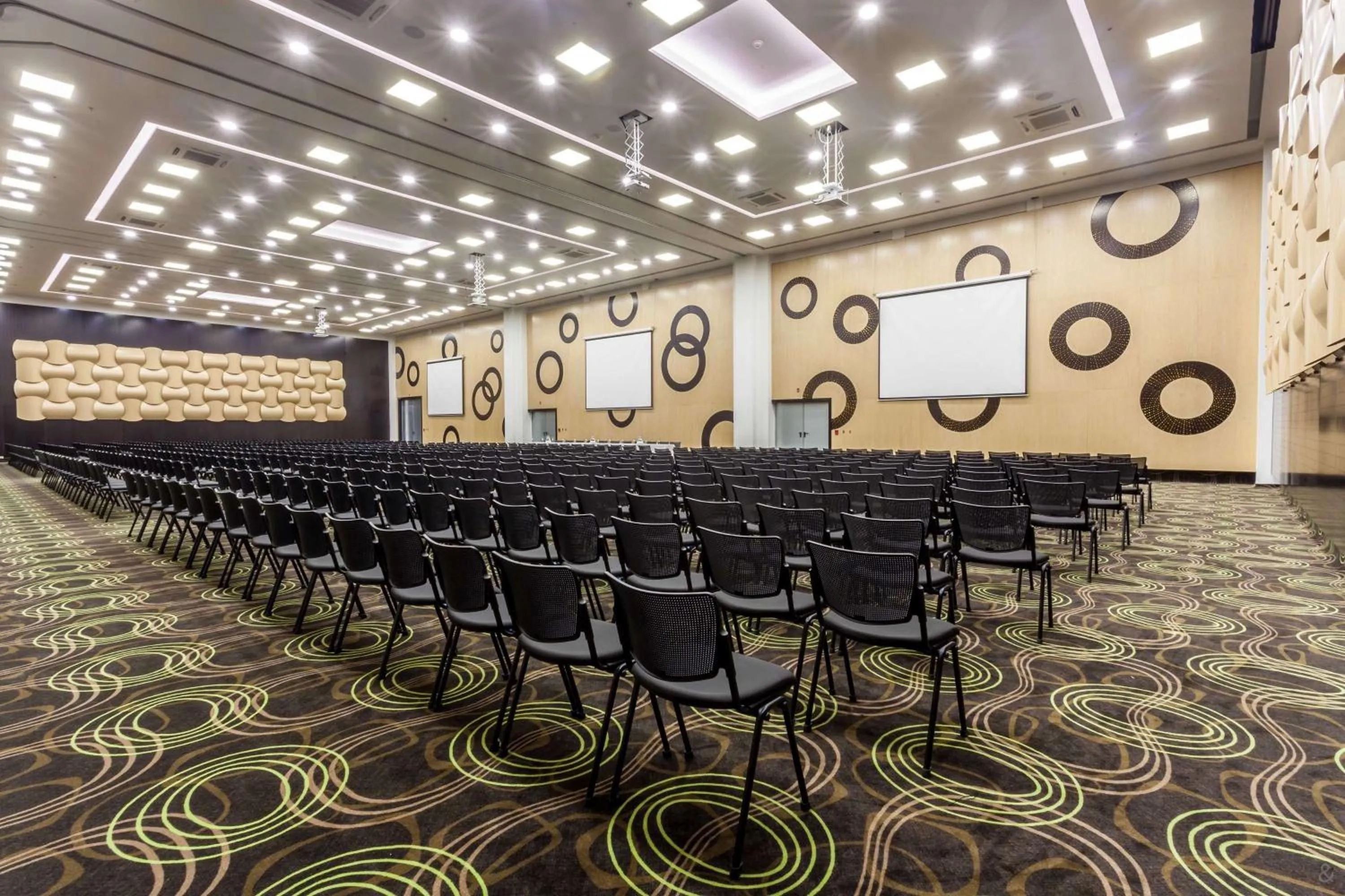 Meeting/conference room in Sonesta Hotel Pereira