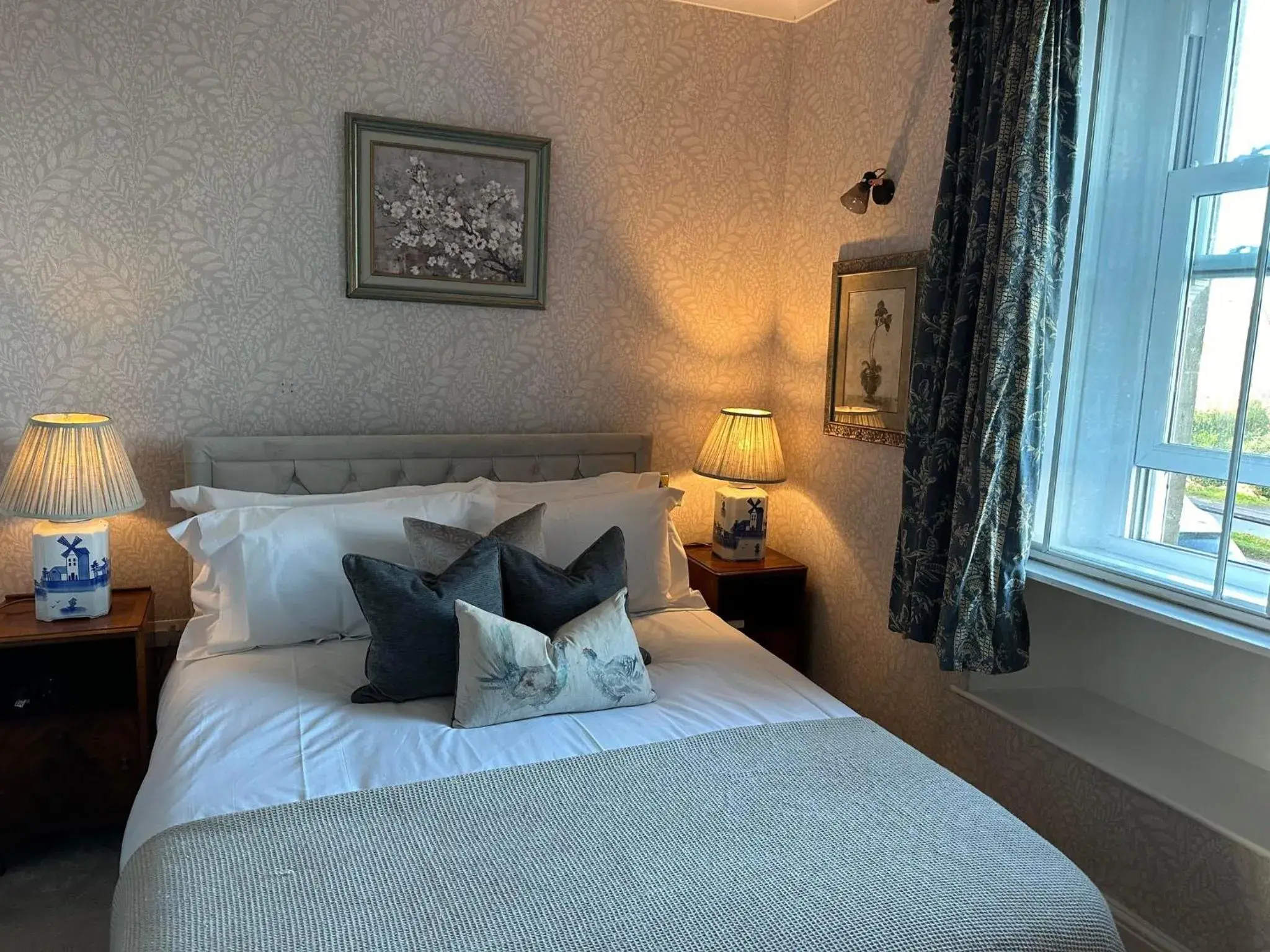 Deluxe King Room in Burford Lodge - Adults only Deluxe King Room in Burford Lodge - Adults only