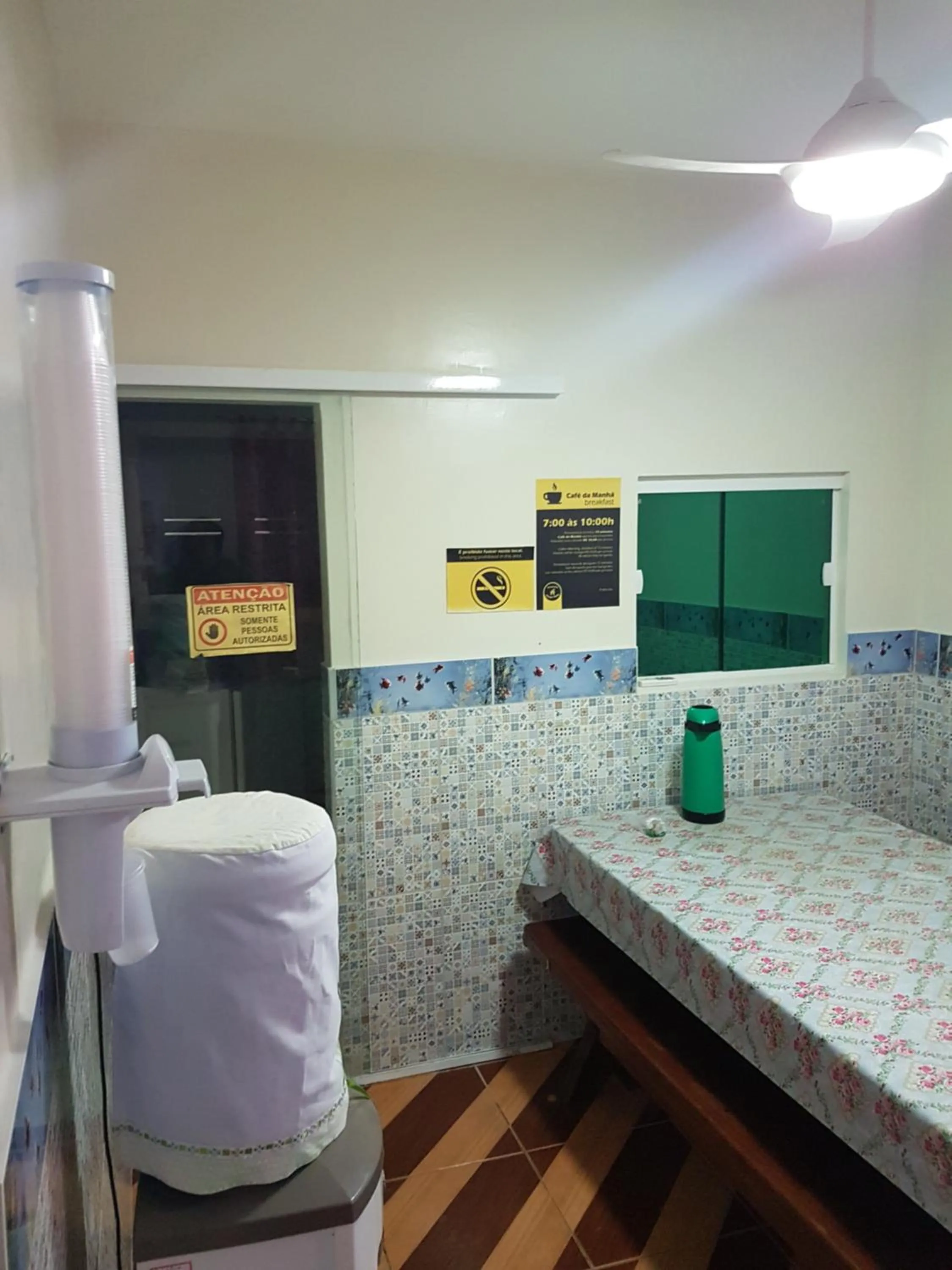 Dining area, Bed in Pousada Pouso Feliz
