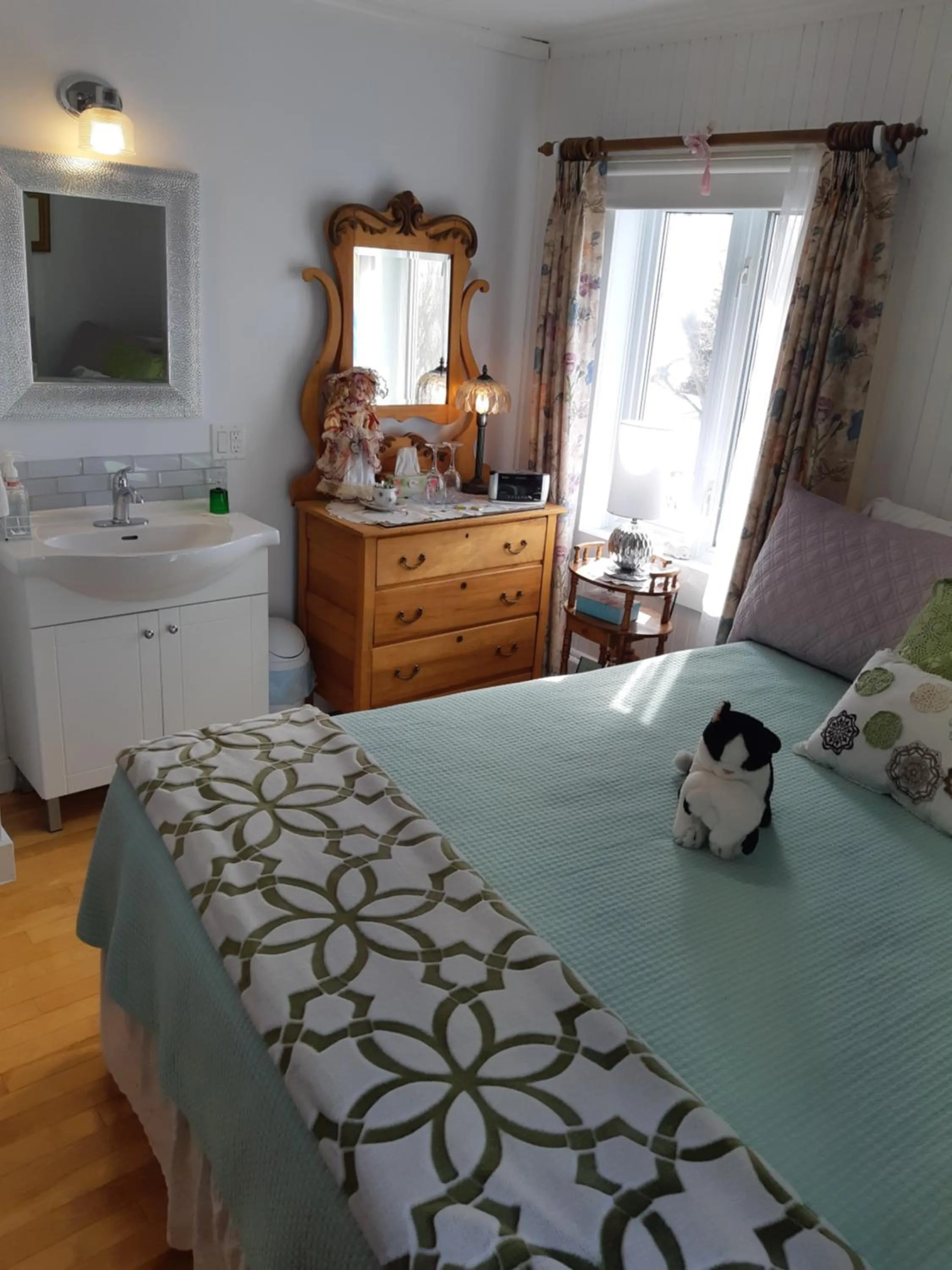 Breakfast, Bed in auberge gite maison des lilas