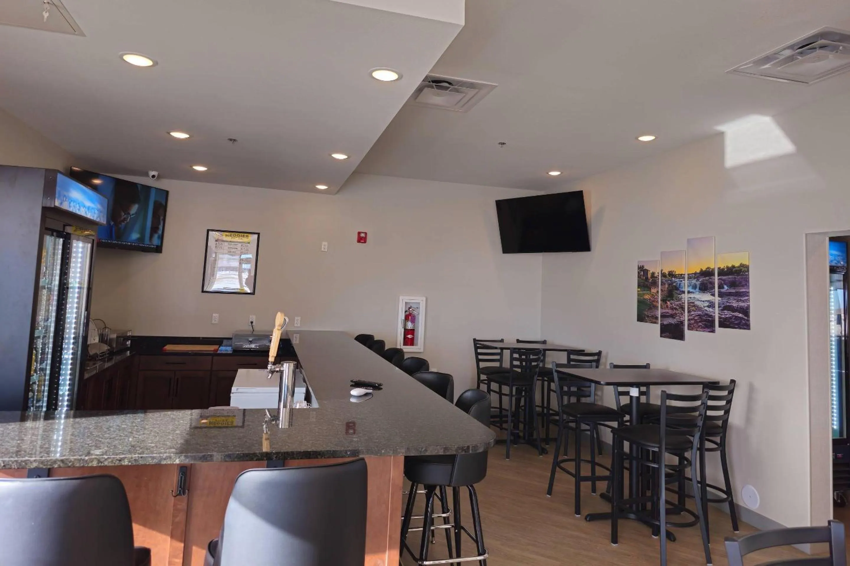 Lounge or bar in Comfort Inn & Suites at Sanford Sports Complex