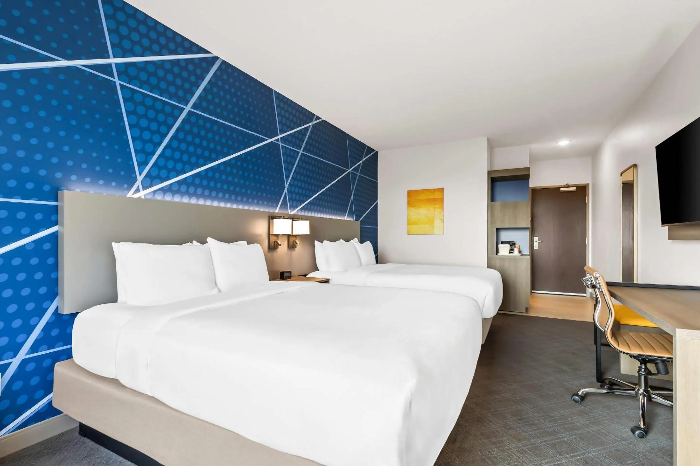 Bedroom, Bed in Comfort Inn & Suites at Sanford Sports Complex