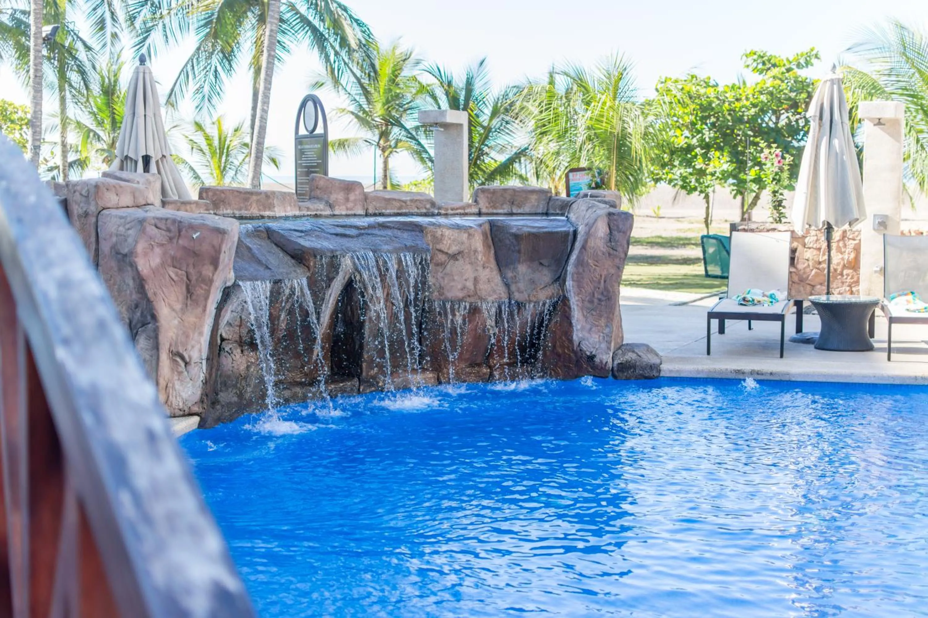 Swimming pool in Crocs Resort & Casino