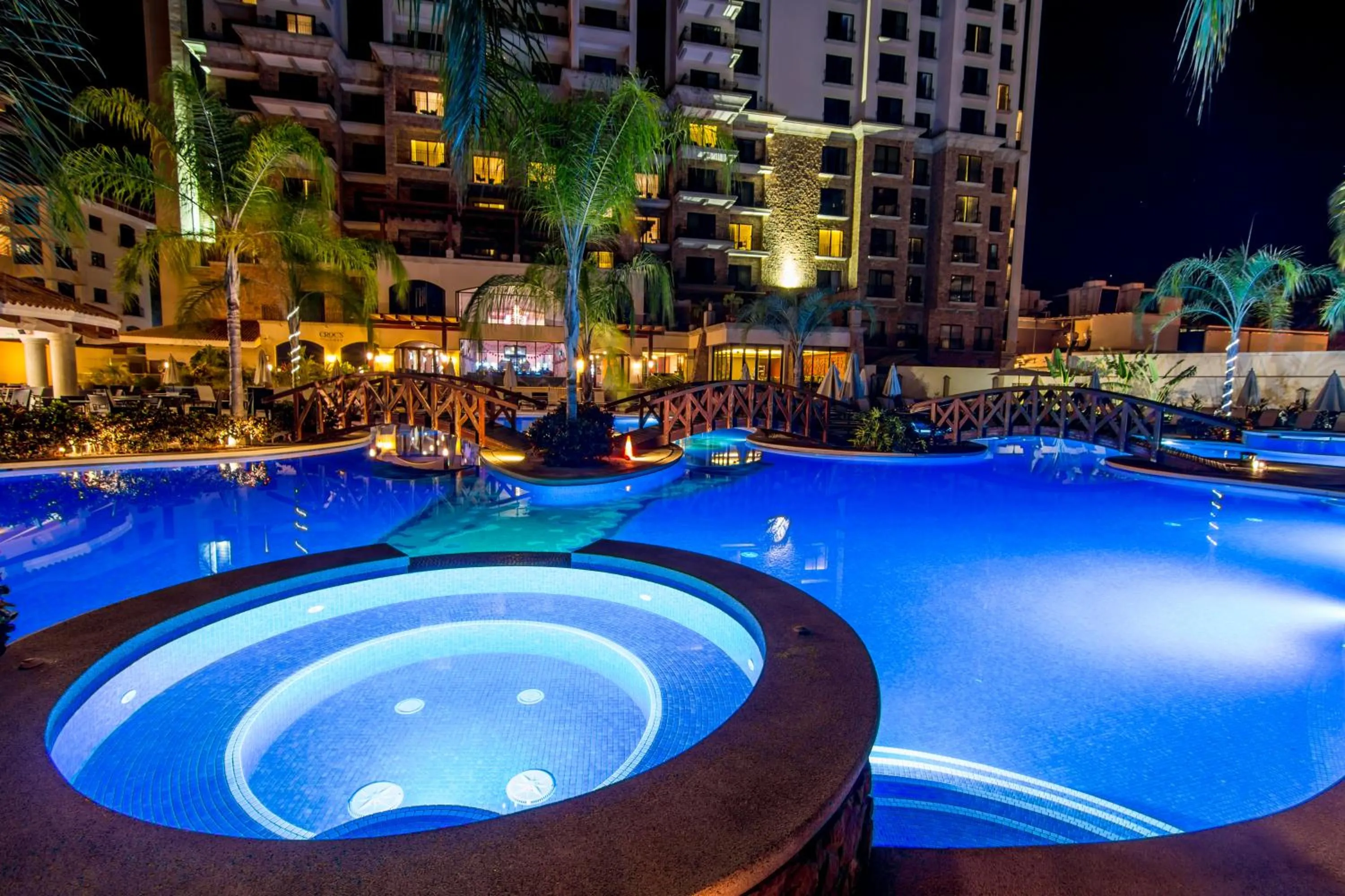 Facade/entrance in Crocs Resort & Casino