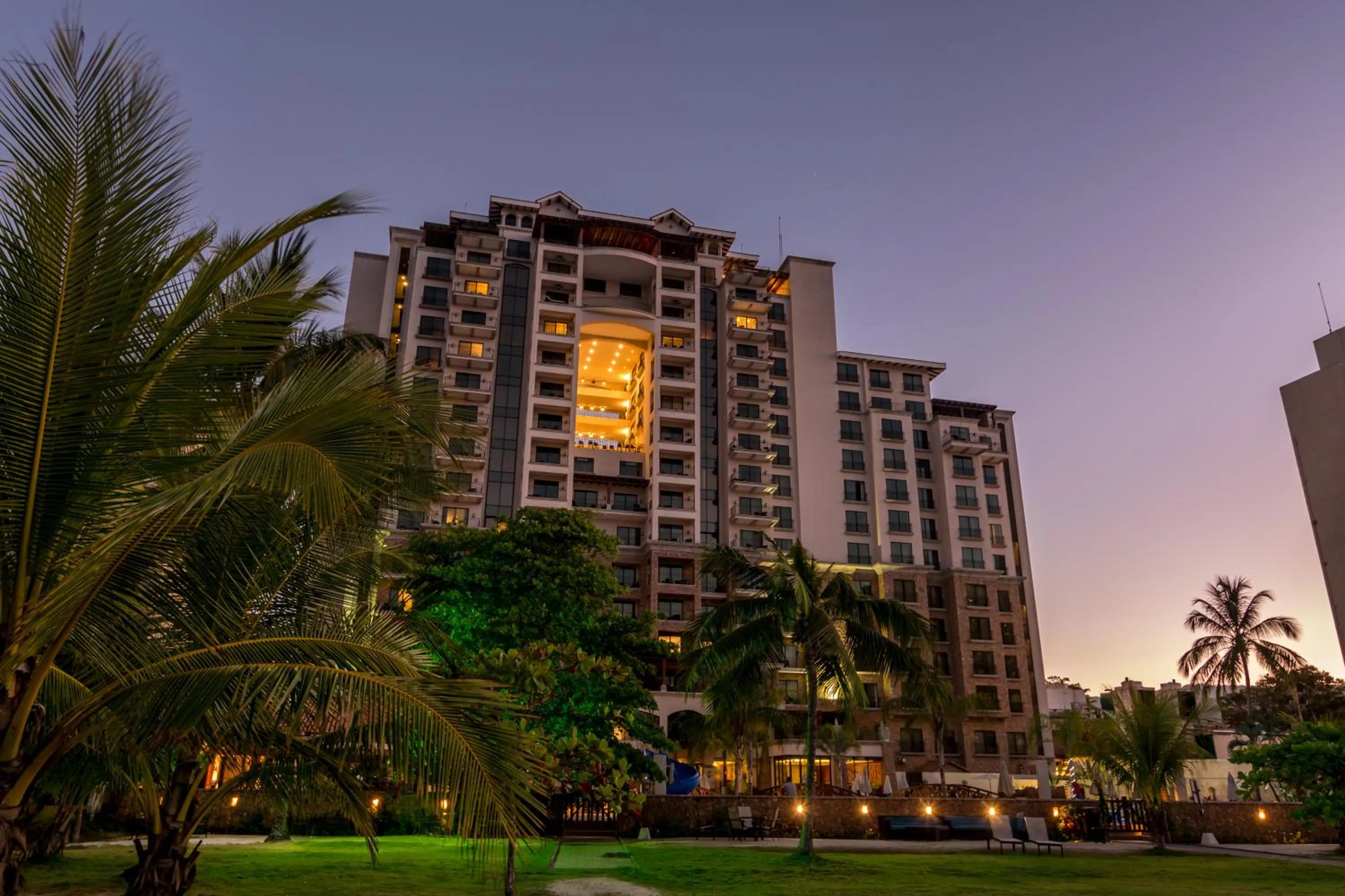Facade/entrance in Crocs Resort & Casino