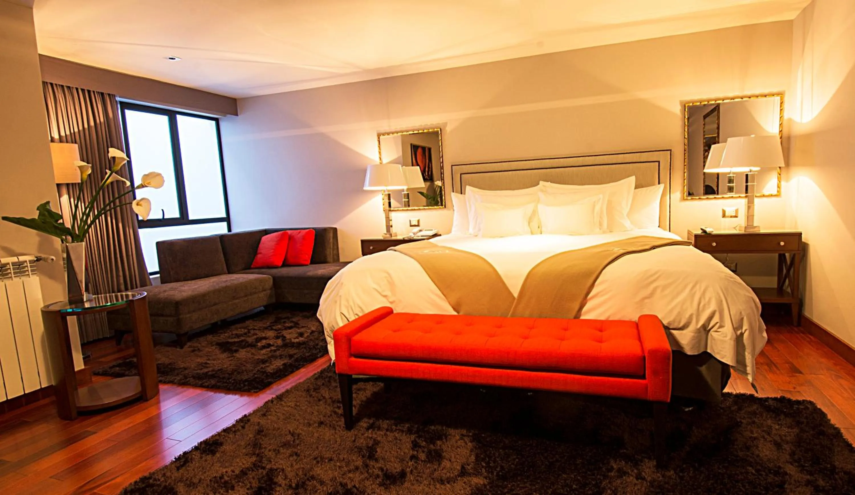 Photo of the whole room, Bed in Atiq Boutique Hotel