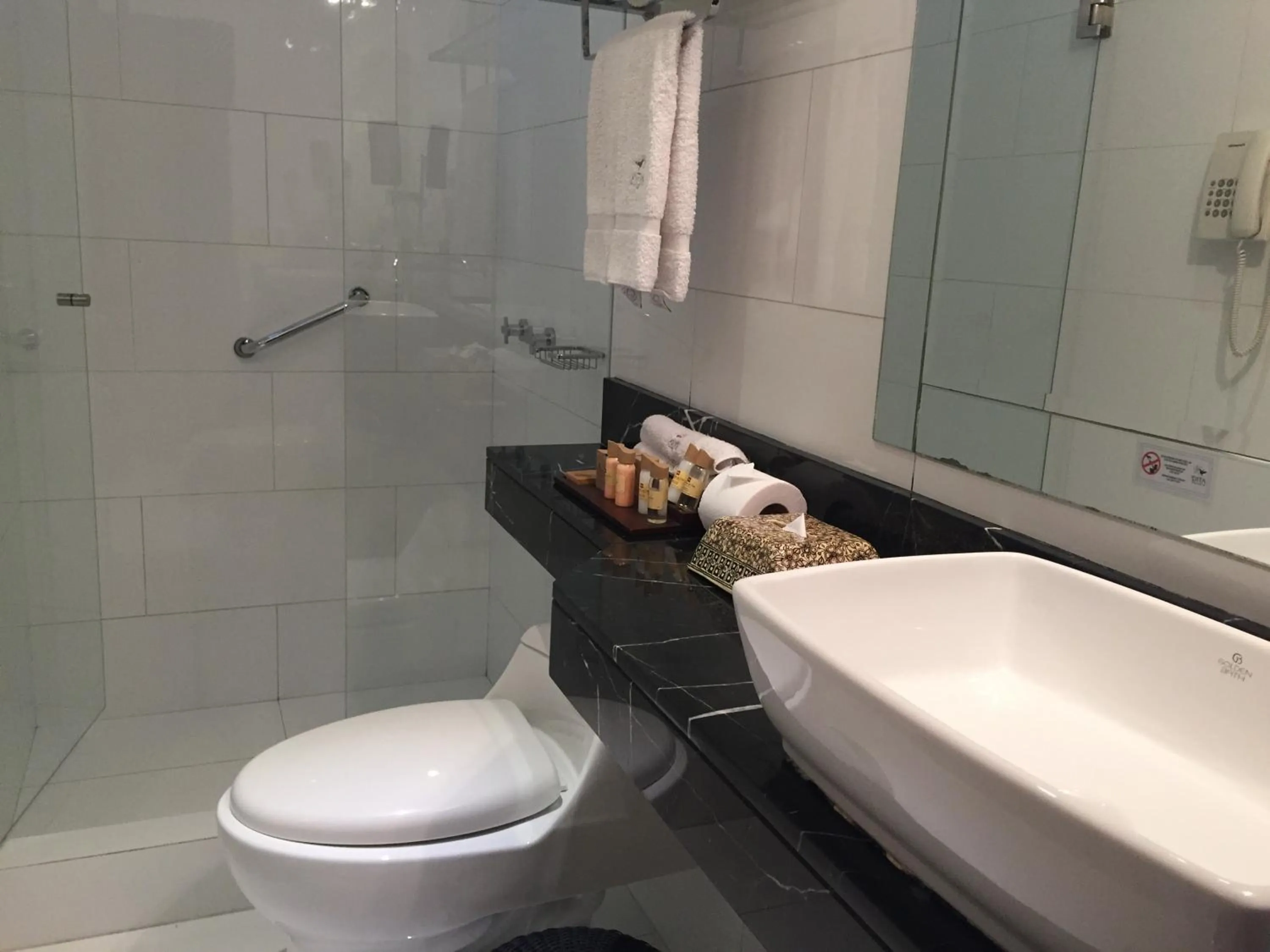 Bathroom in Atiq Boutique Hotel