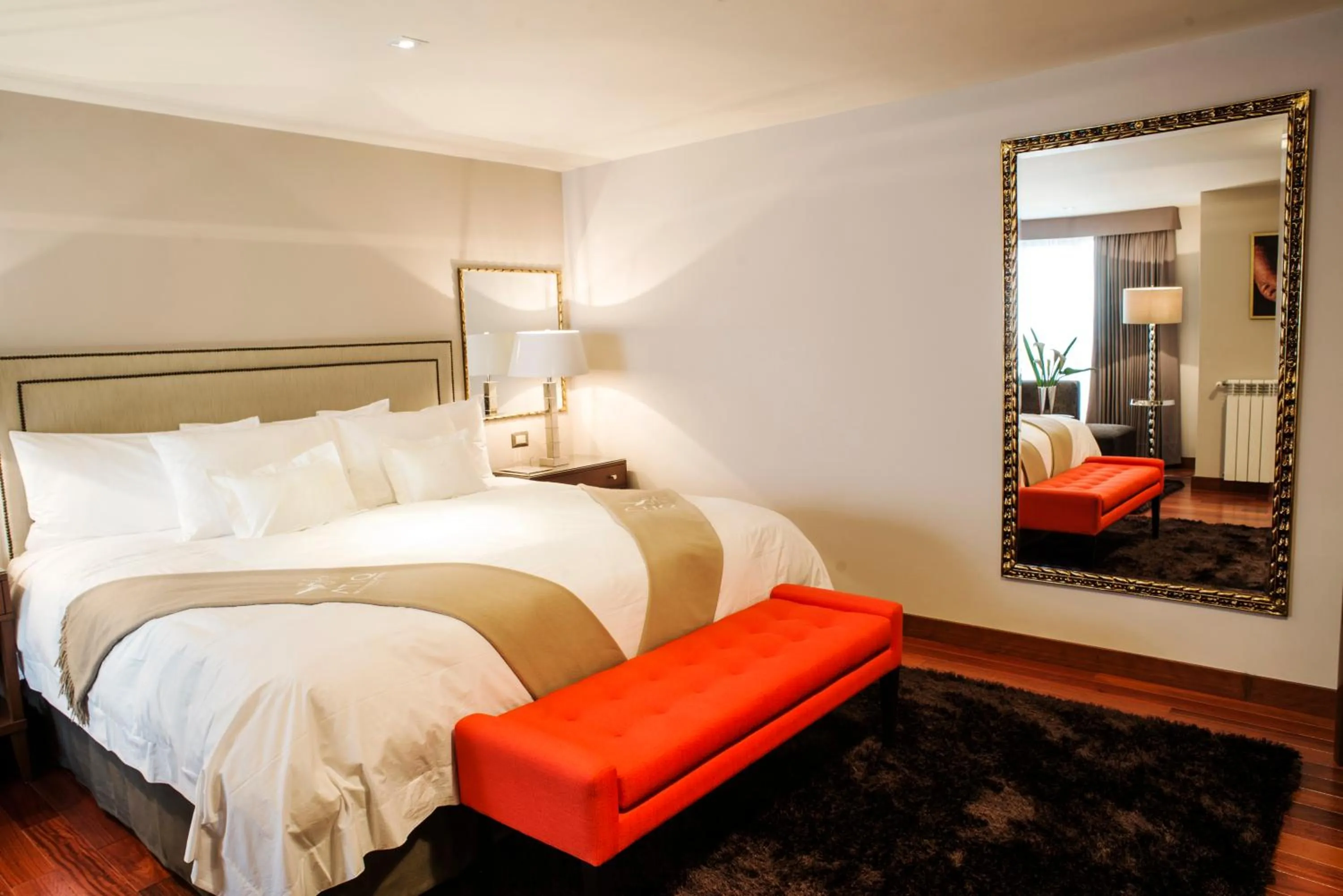 Photo of the whole room, Bed in Atiq Boutique Hotel