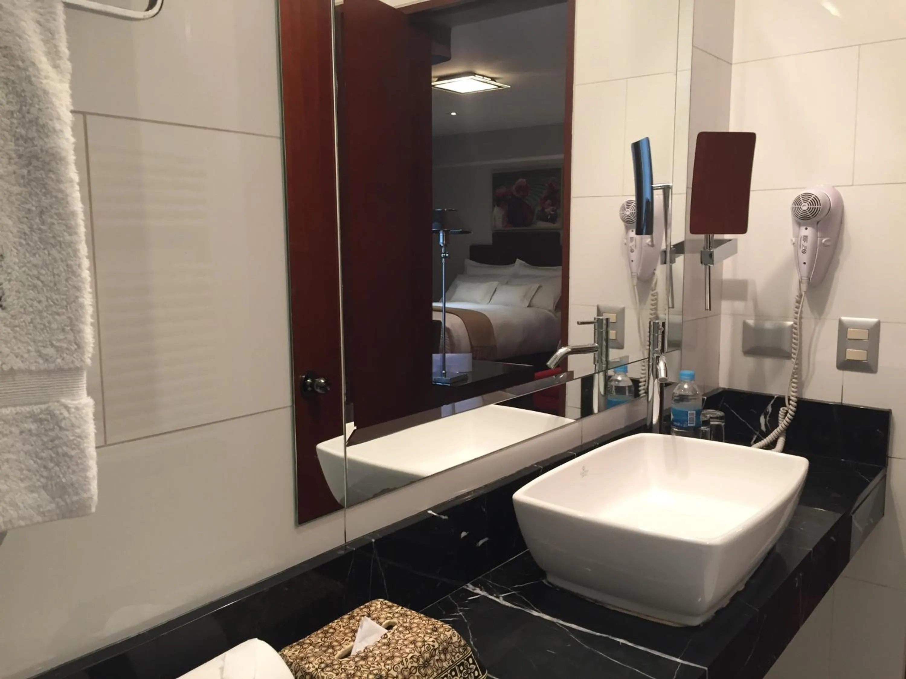 Bathroom in Atiq Boutique Hotel