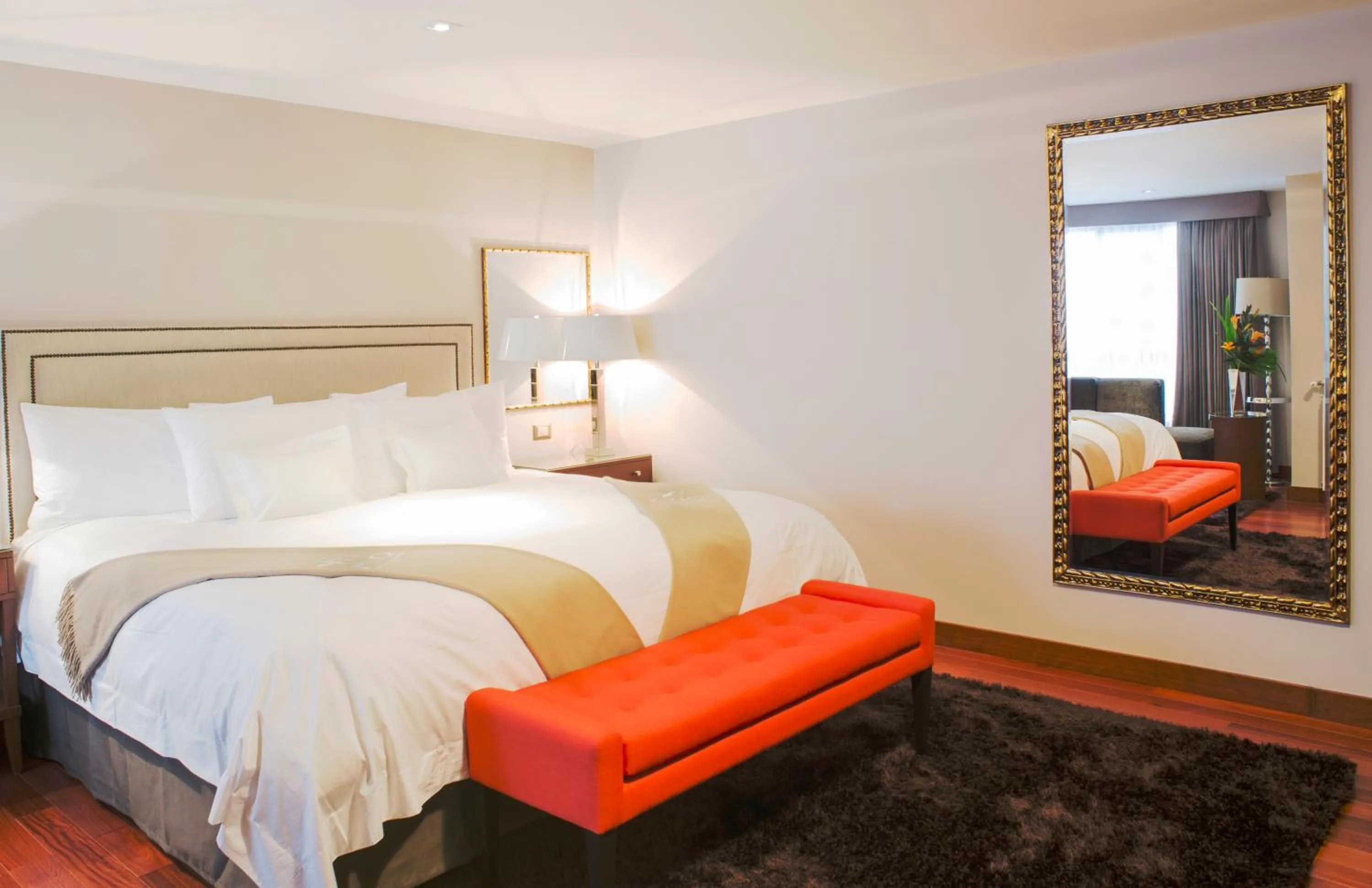 Photo of the whole room, Bed in Atiq Boutique Hotel