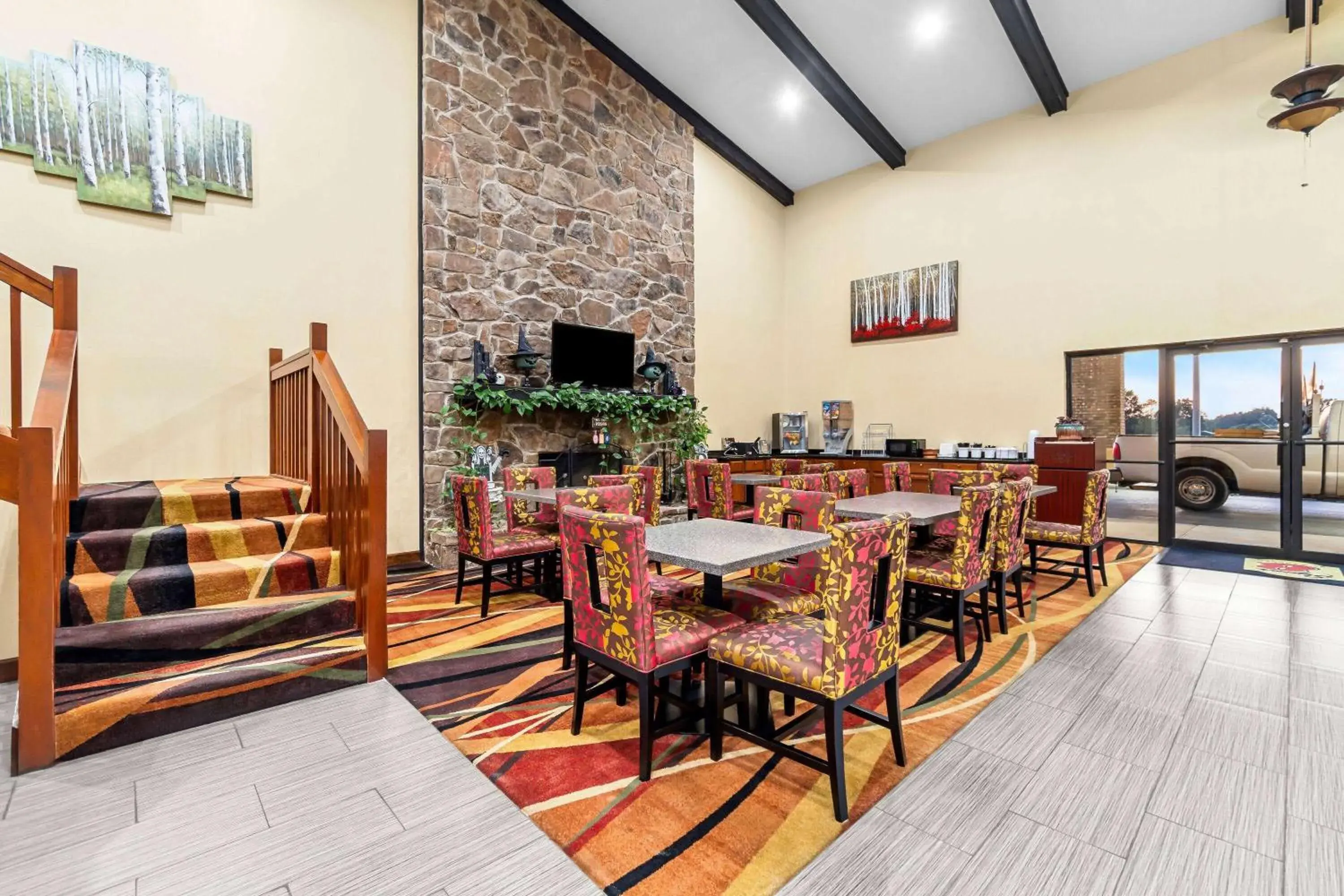 Lobby or reception in Super 8 by Wyndham Paragould Lobby or reception in Super 8 by Wyndham Paragould