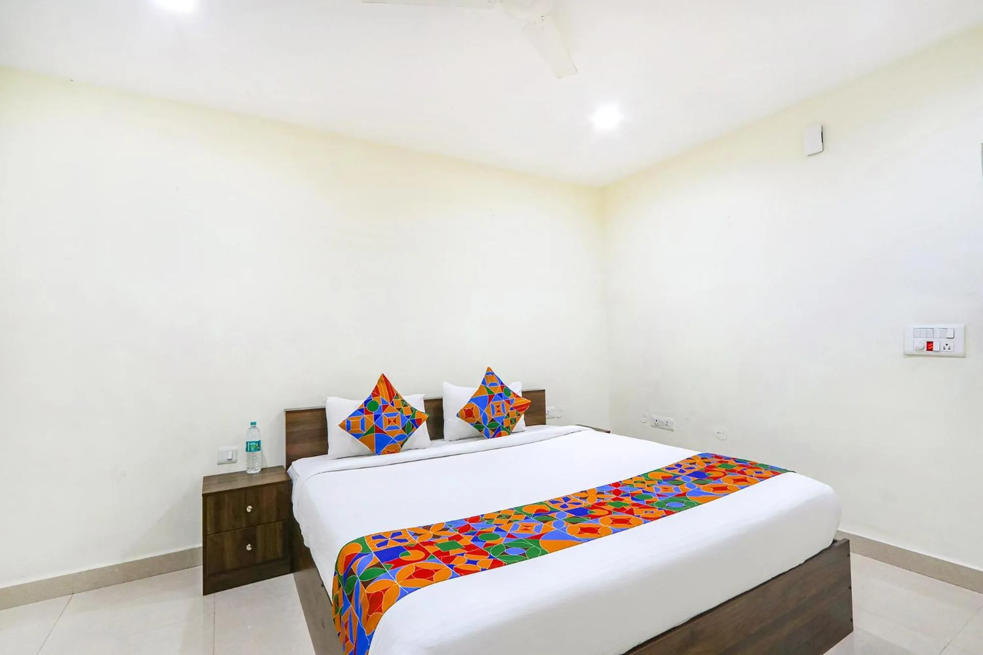 FabHotel Blue Spring