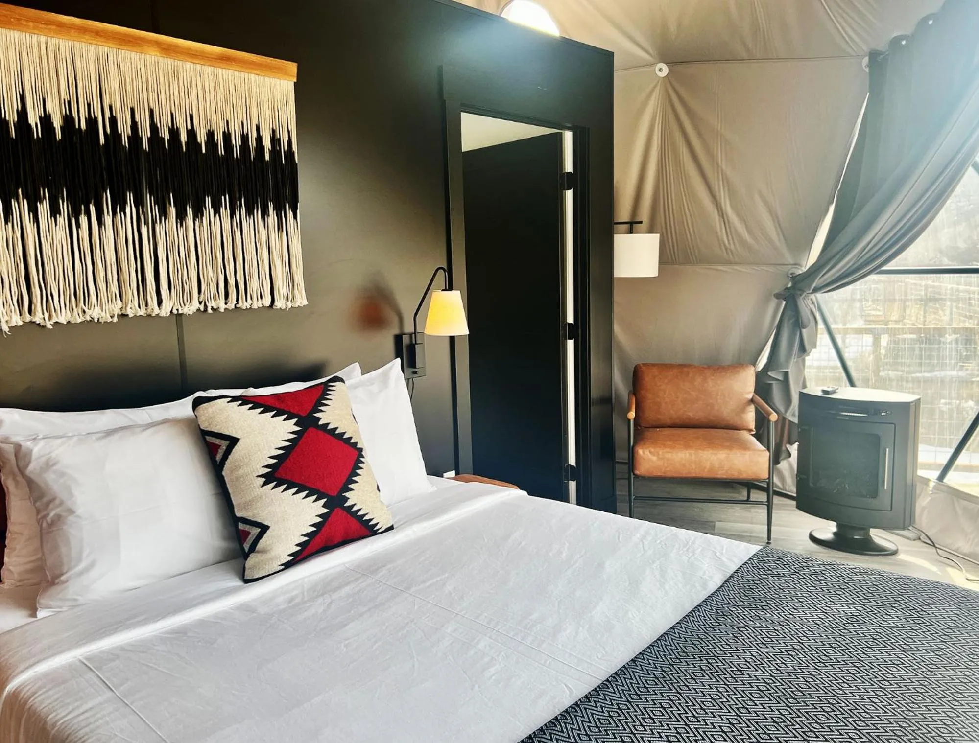 Bedroom, Bed in Pagosa River Domes