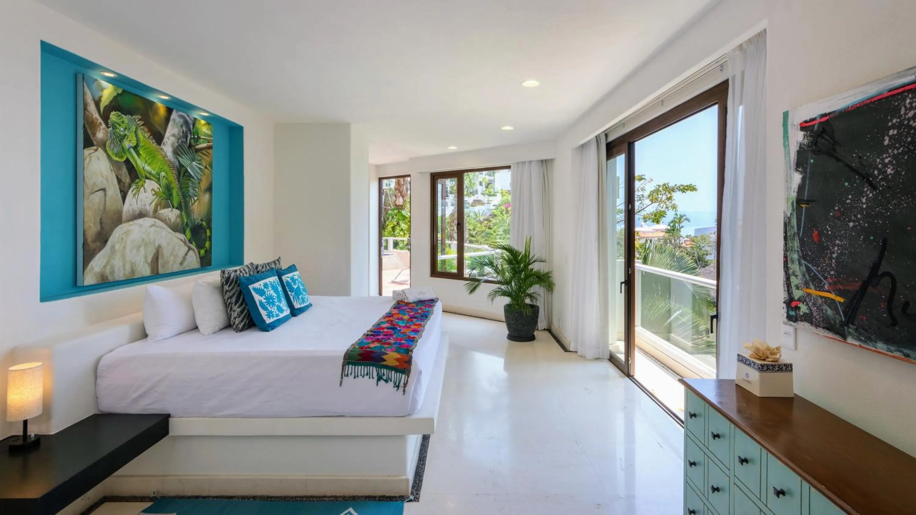 Photo of the whole room, Bed in Villa Divina Luxury Boutique - Adults Only