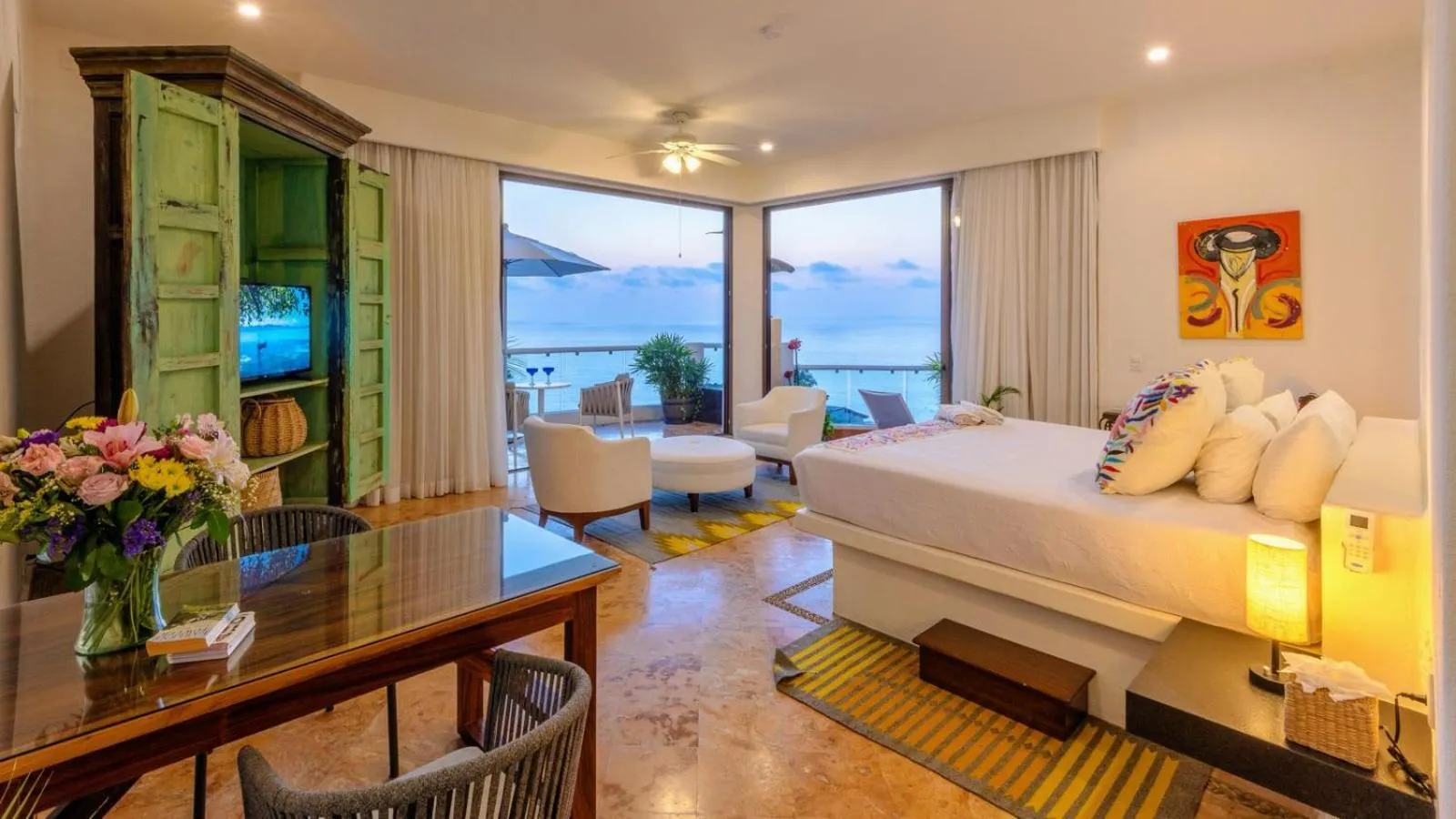 Photo of the whole room, Bed in Villa Divina Luxury Boutique - Adults Only