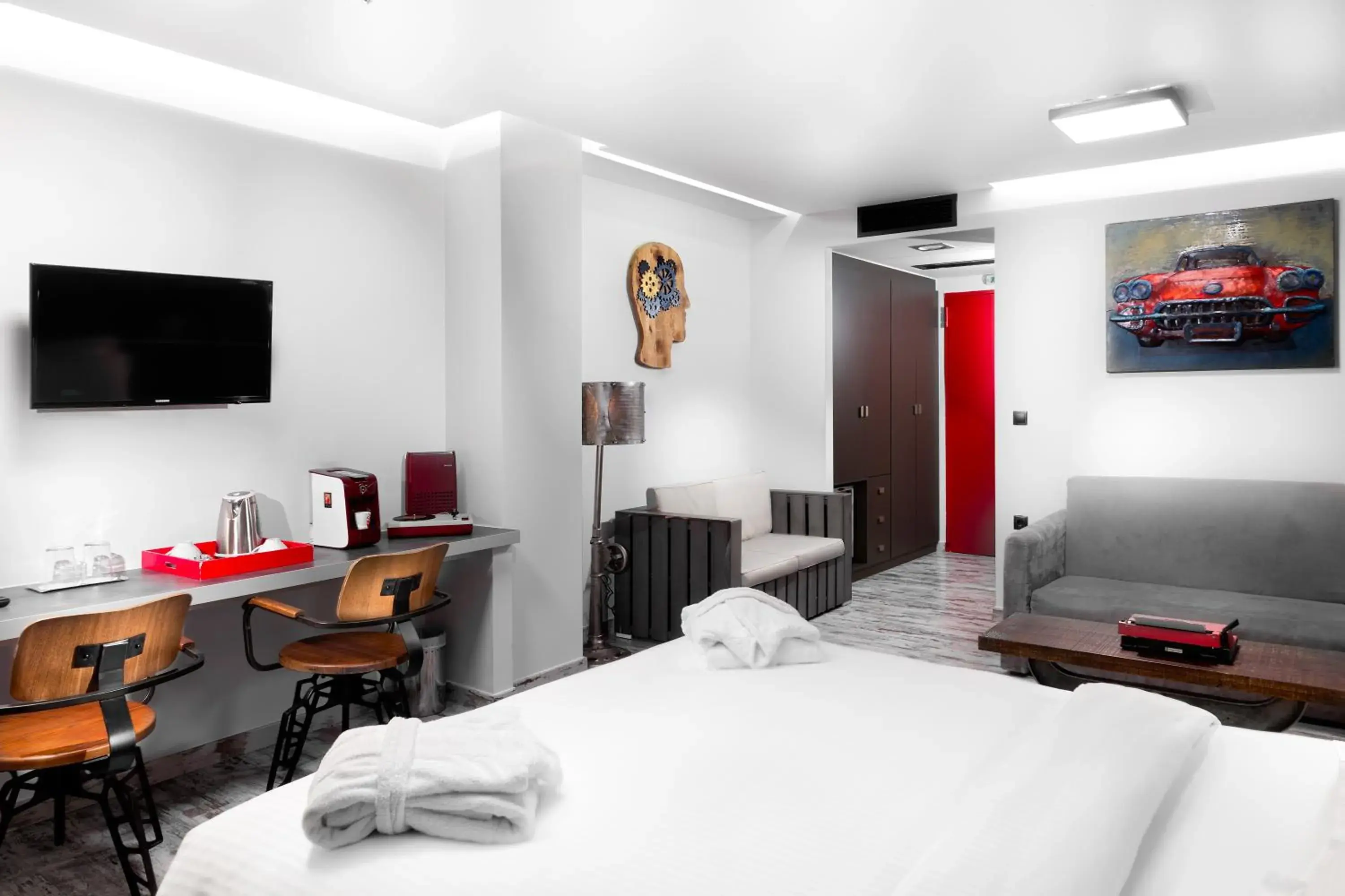 Quadruple Room in 360 Degrees Quadruple Room in 360 Degrees