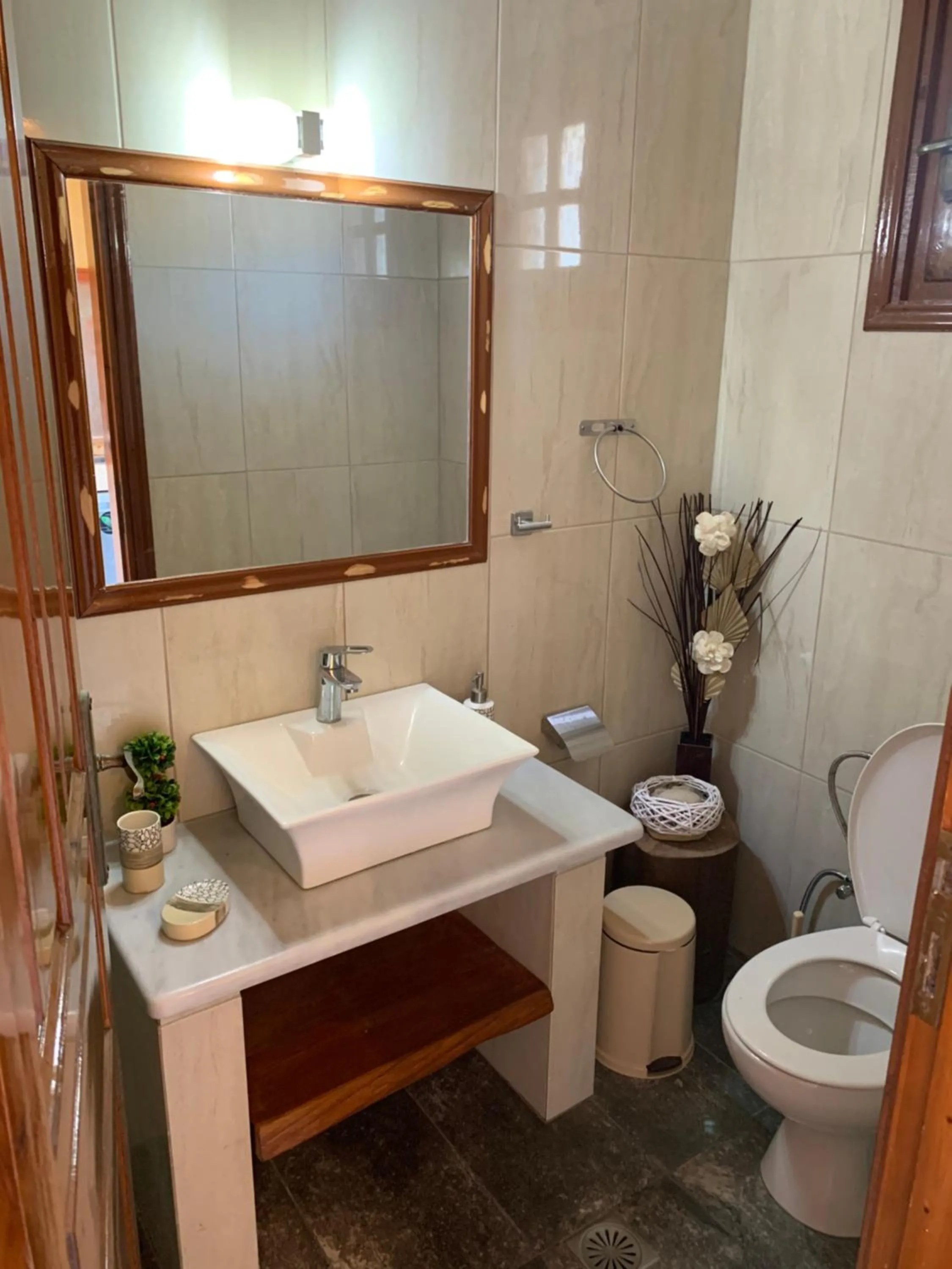 Bathroom in Gerani
