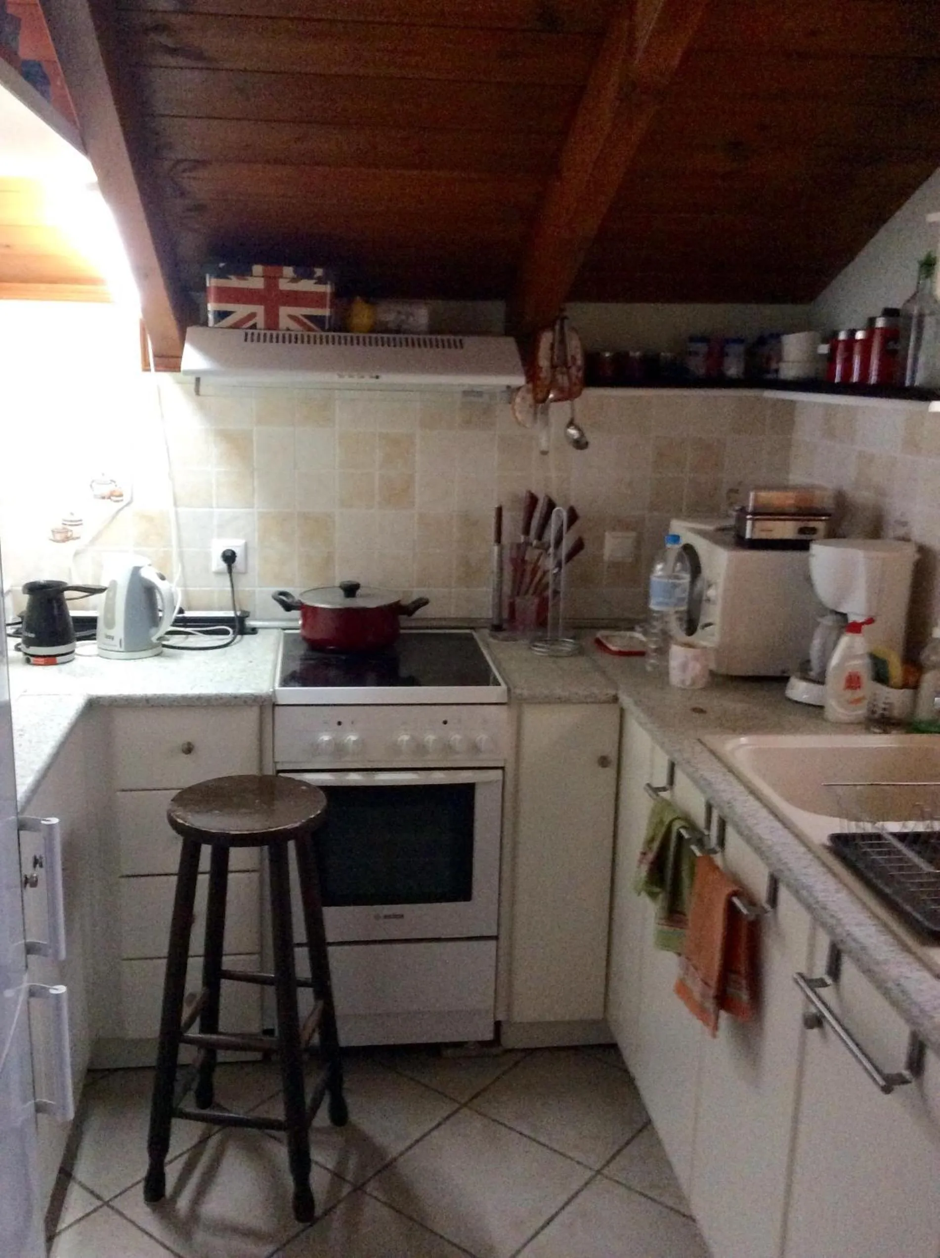 Kitchen or kitchenette in Gerani