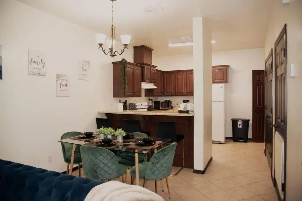 Apartment - single occupancy in Modern 2 bed 2-bath next to University UTRGV Apartment - single occupancy in Modern 2 bed 2-bath next to University UTRGV