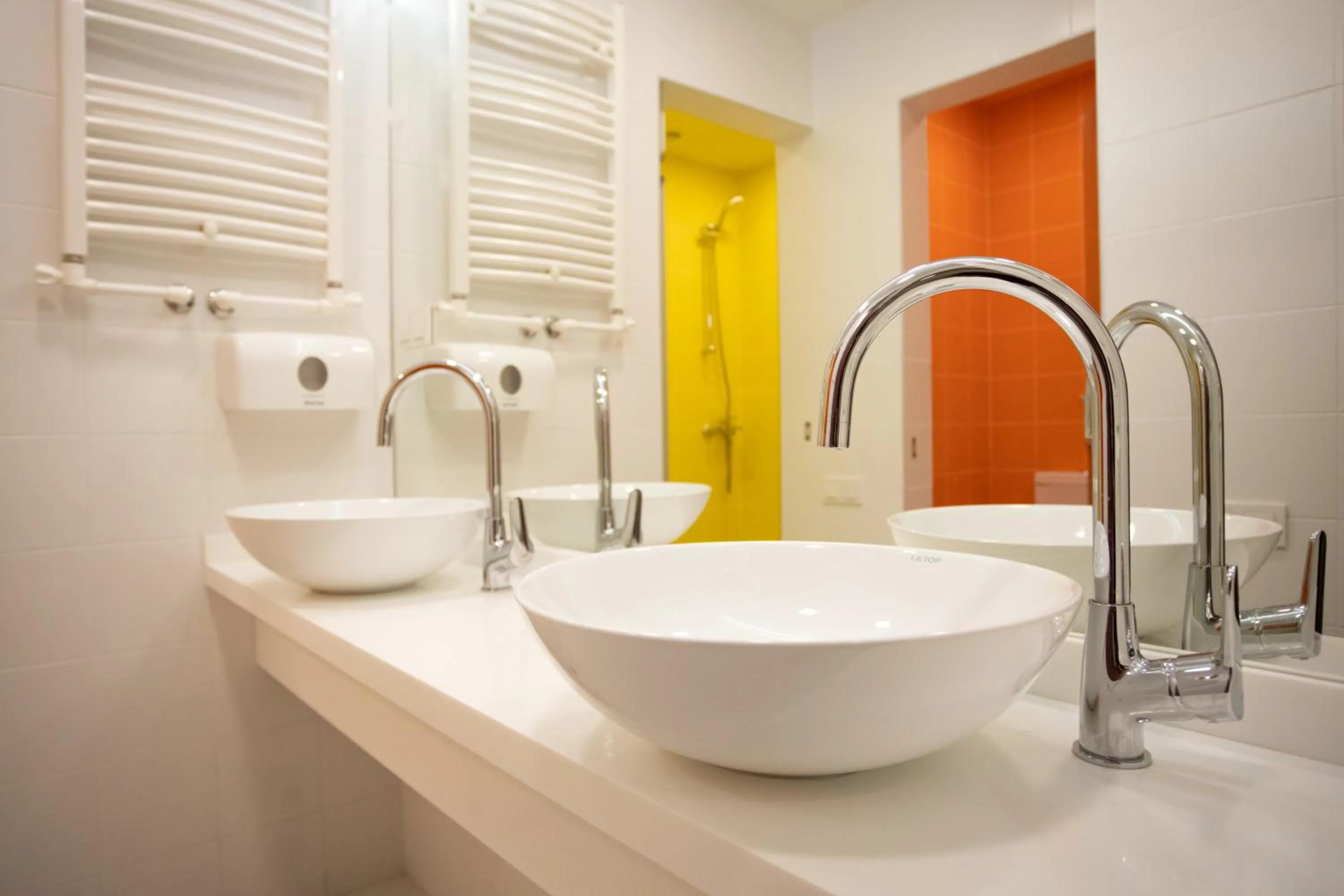 Shower in Kantar Hostel