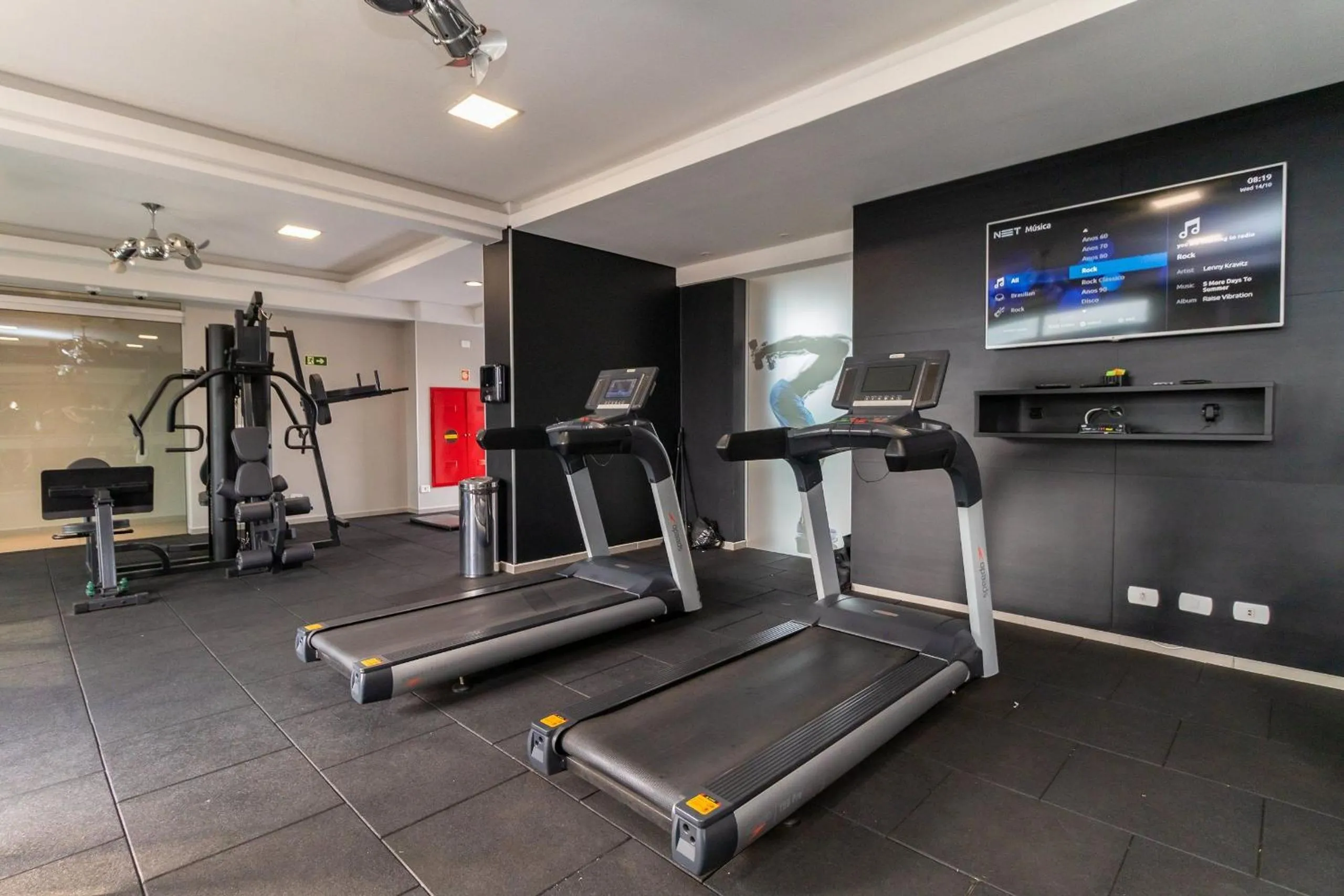 Fitness centre/facilities in 7th Avenue - Centro | Curitiba | Gonzaga Stays