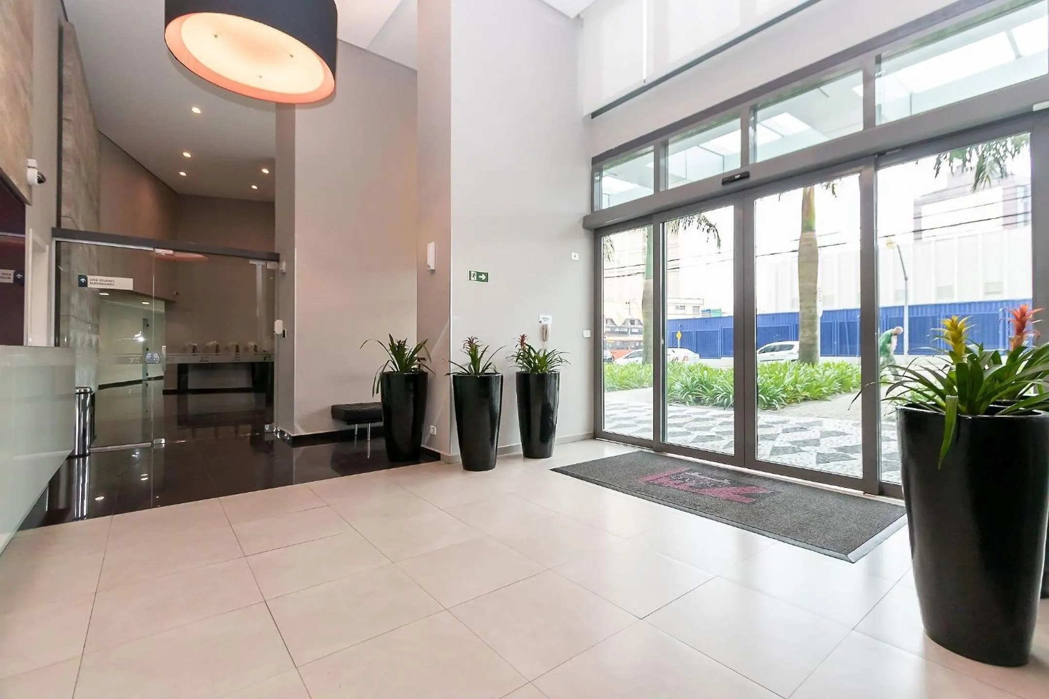 Lobby or reception in 7th Avenue - Centro | Curitiba | Gonzaga Stays