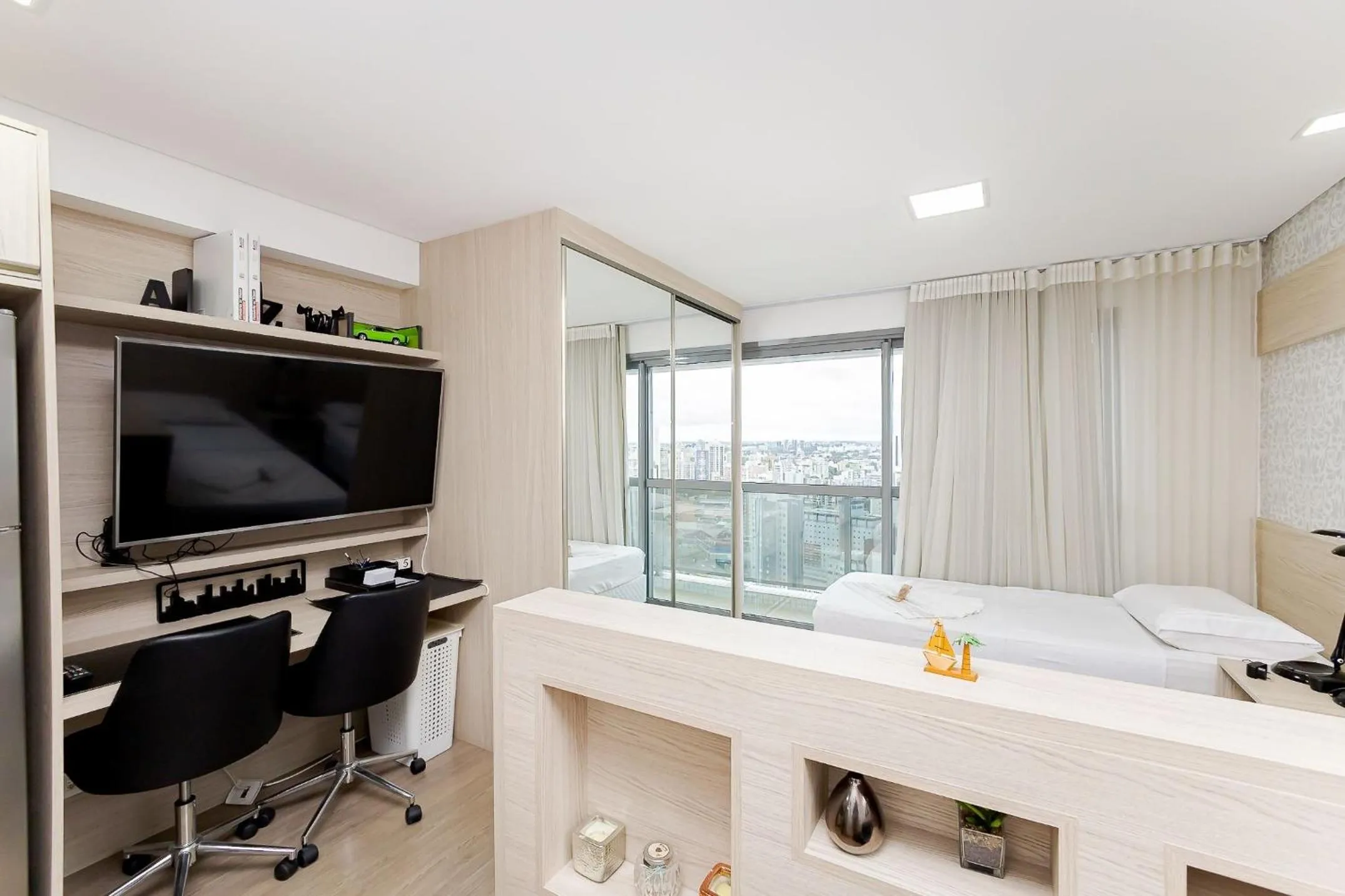 Photo of the whole room in 7th Avenue - Centro | Curitiba | Gonzaga Stays