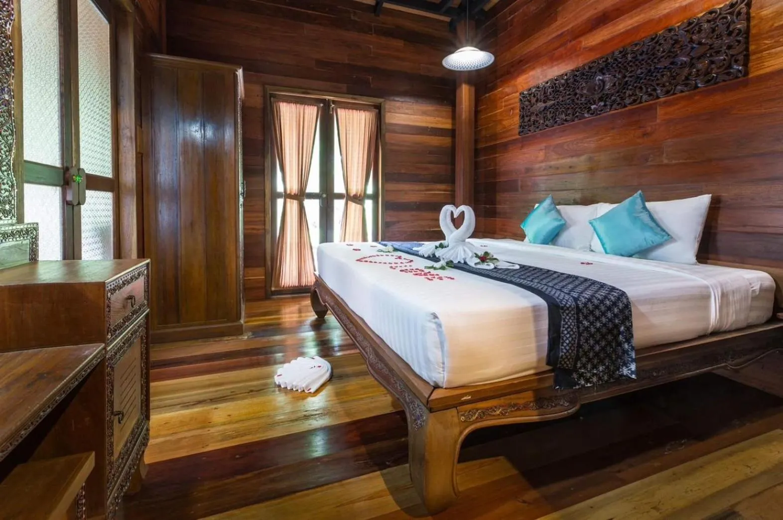 Ananta Thai Pool Villas Resort Phuket