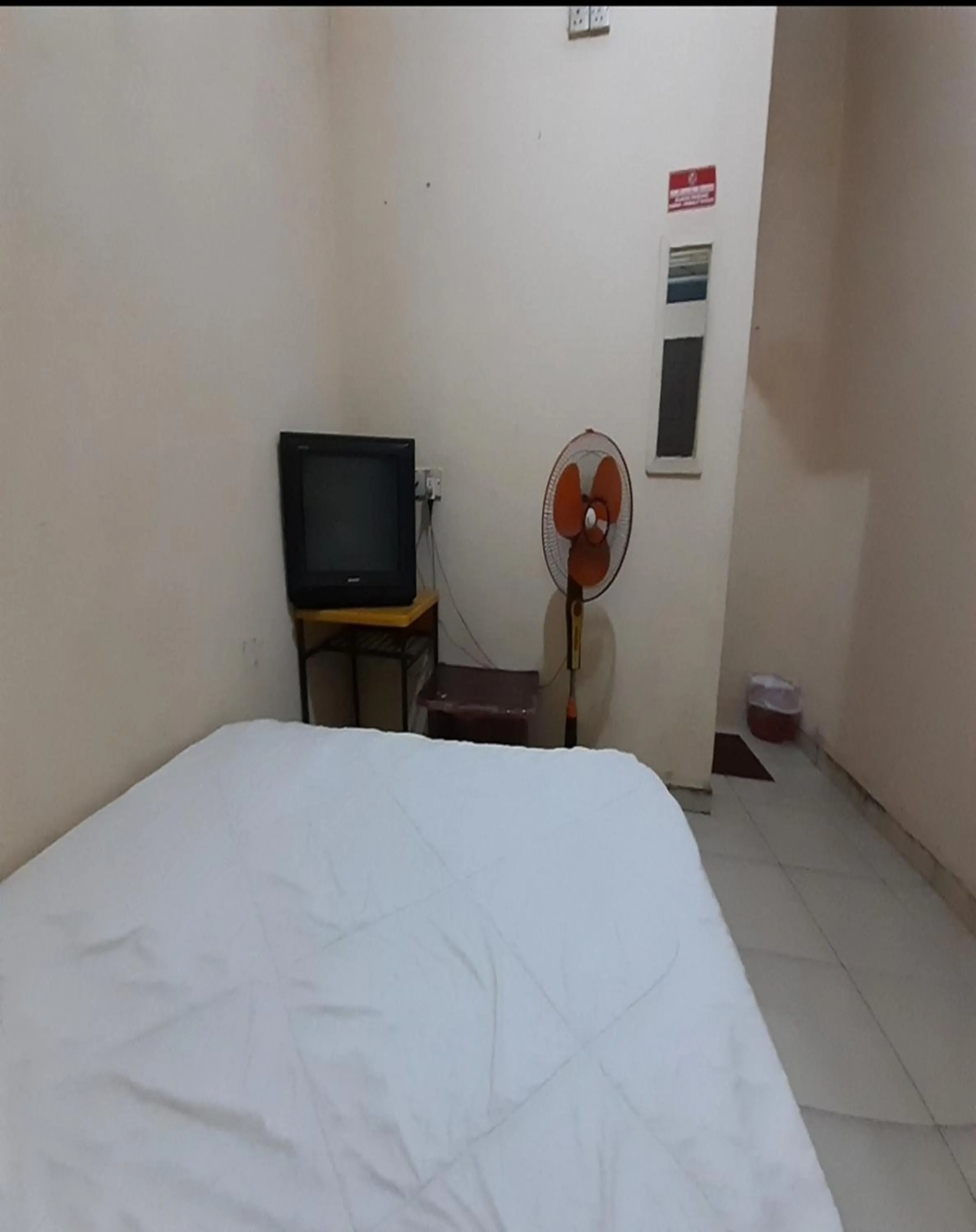 Photo of the whole room, Bed in Hotel O Pondok Anie SyariahNearJembatan Siak