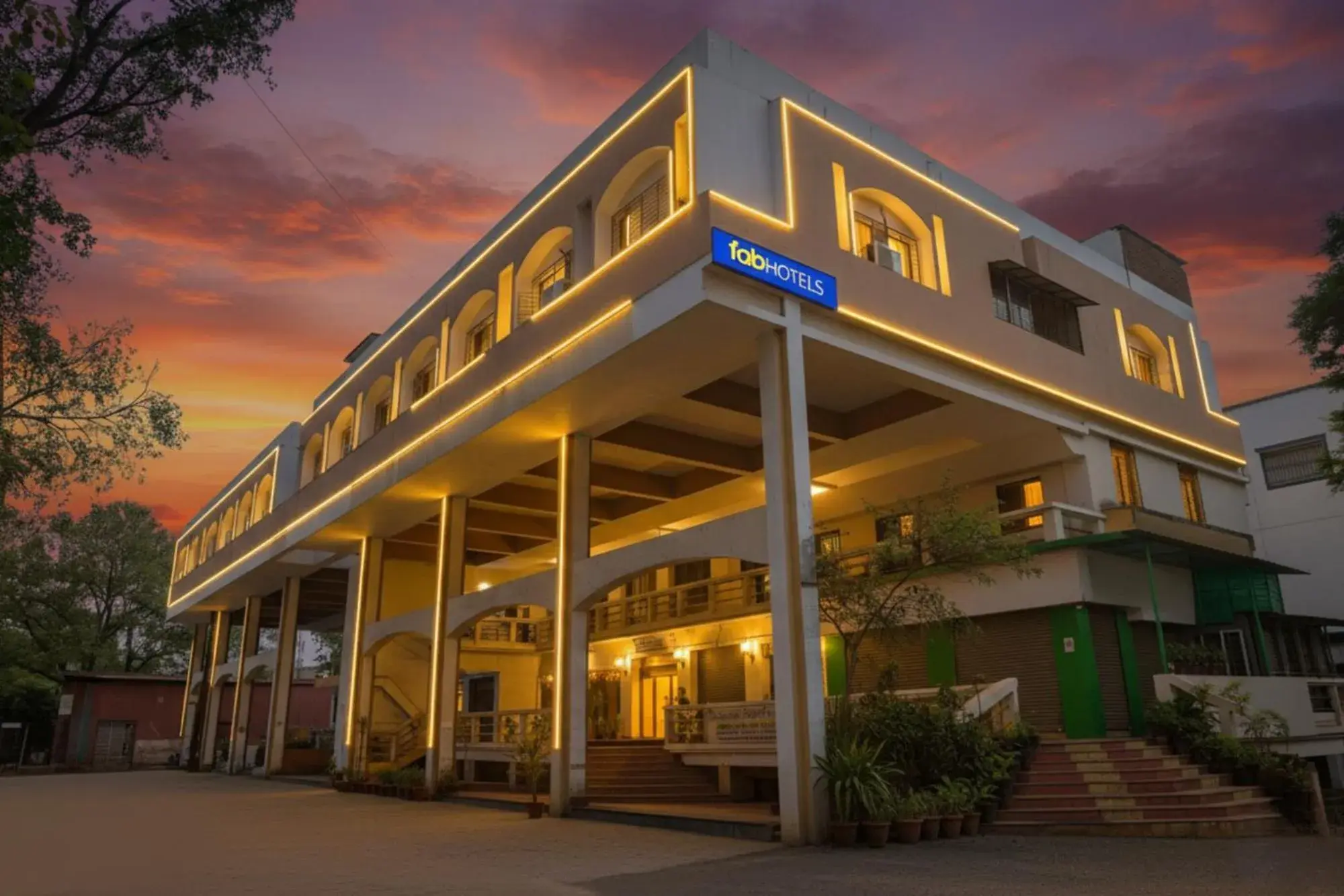 Via Om Sai - Nr Nashik Railway Station Via Om Sai - Nr Nashik Railway Station