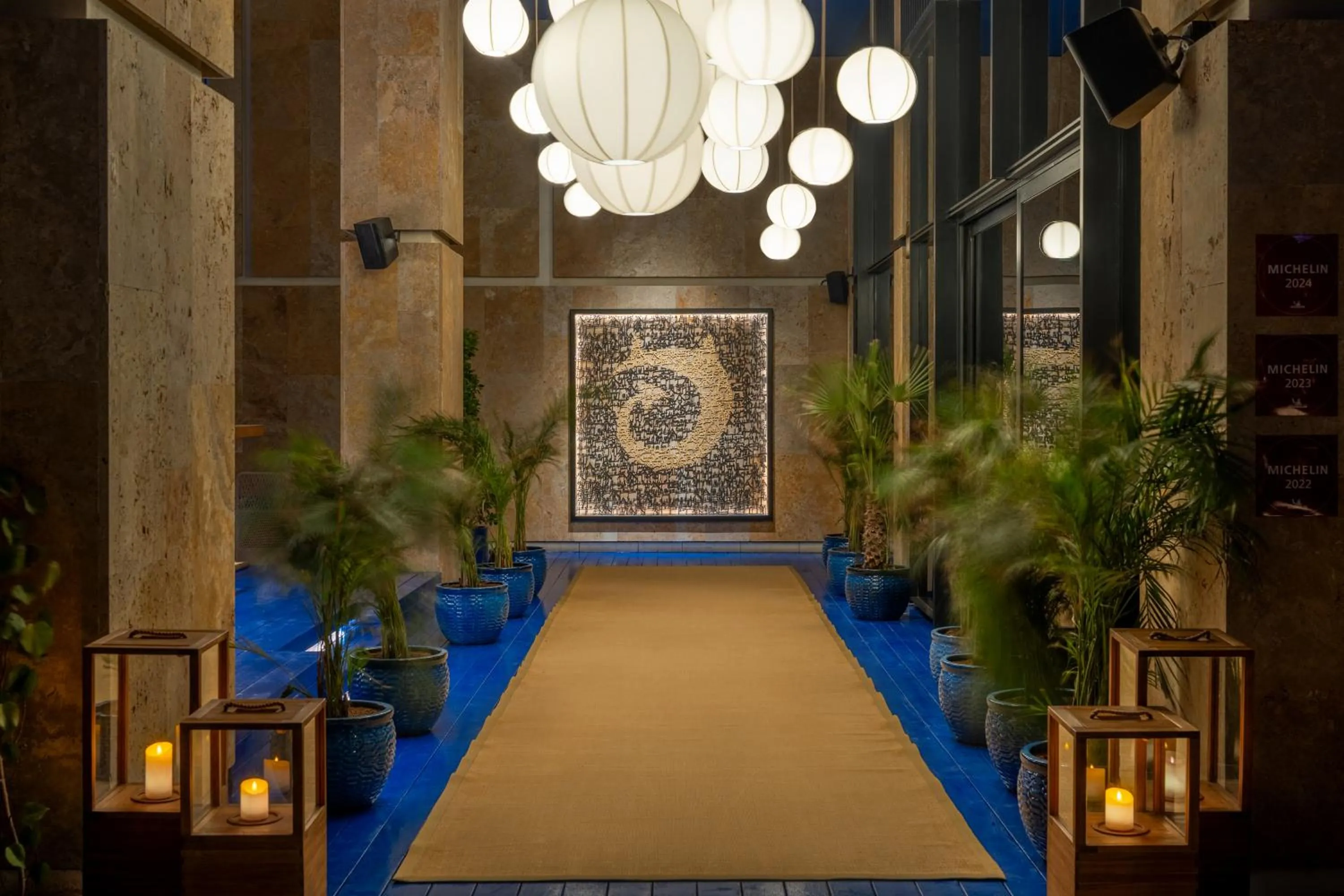 Restaurant/places to eat in Banyan Tree Dubai at Bluewaters