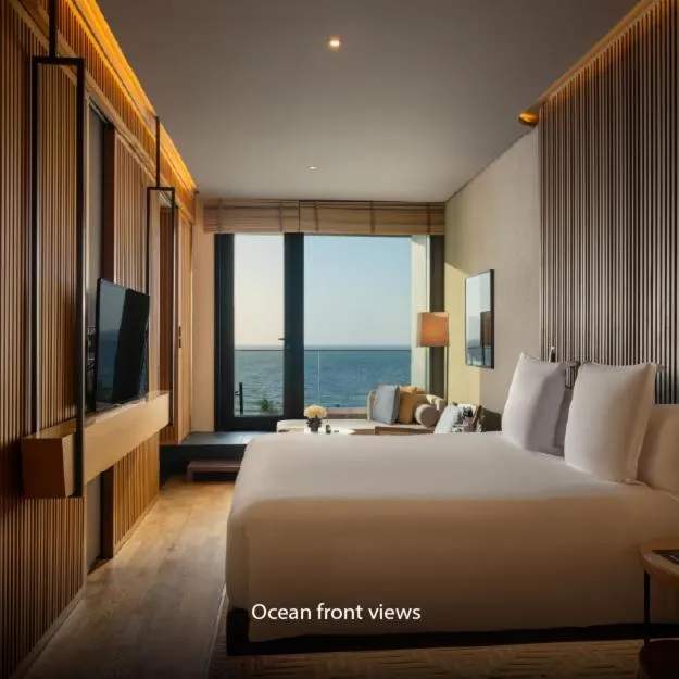 Sea view, Bed in Banyan Tree Dubai at Bluewaters
