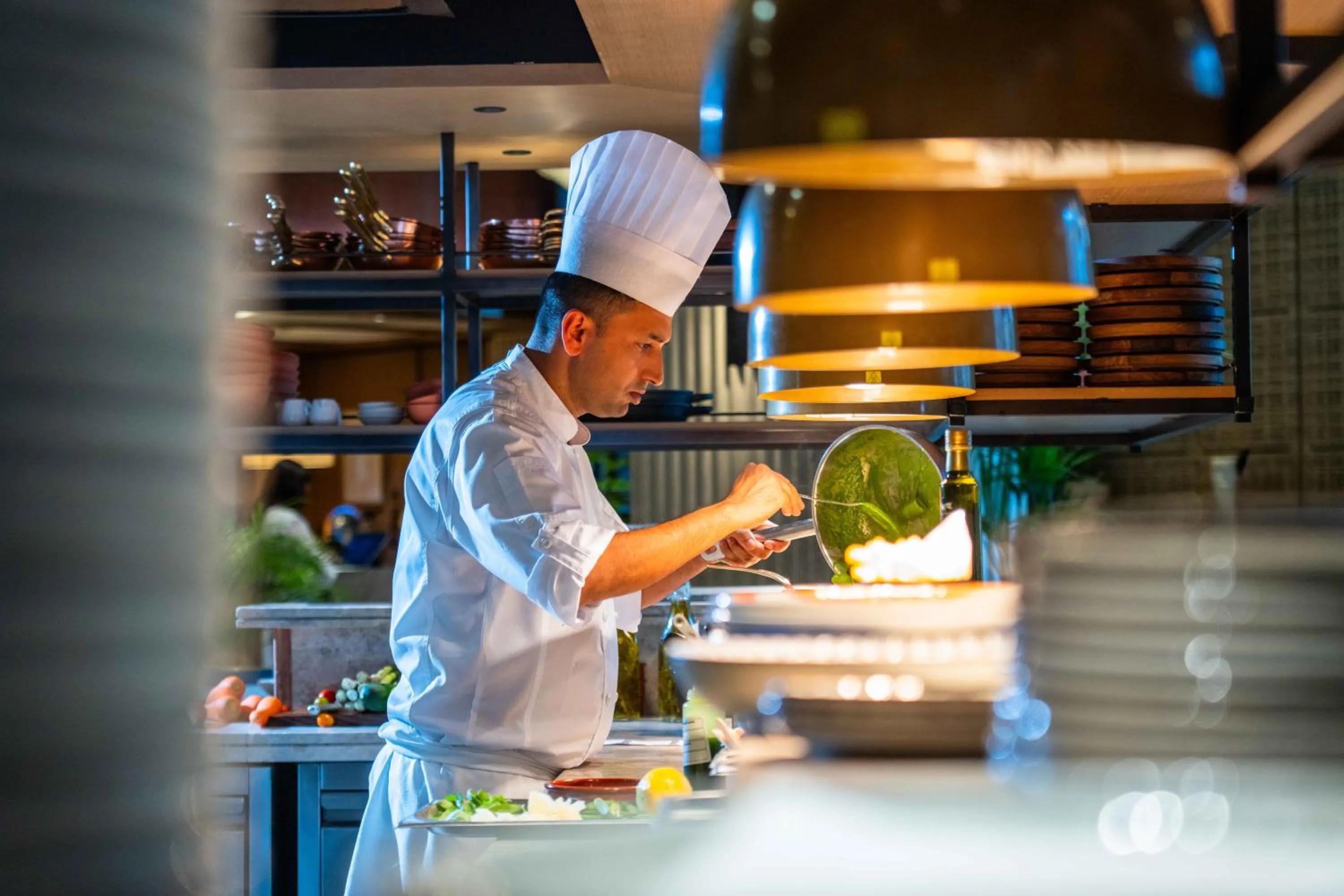 Restaurant/places to eat in Banyan Tree Dubai at Bluewaters