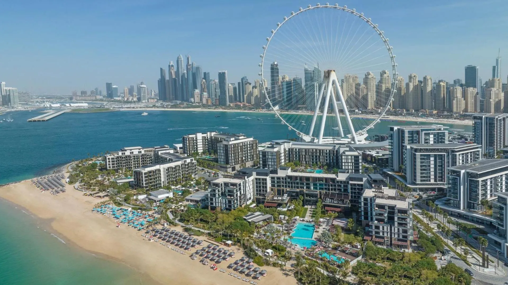 Property building in Banyan Tree Dubai at Bluewaters