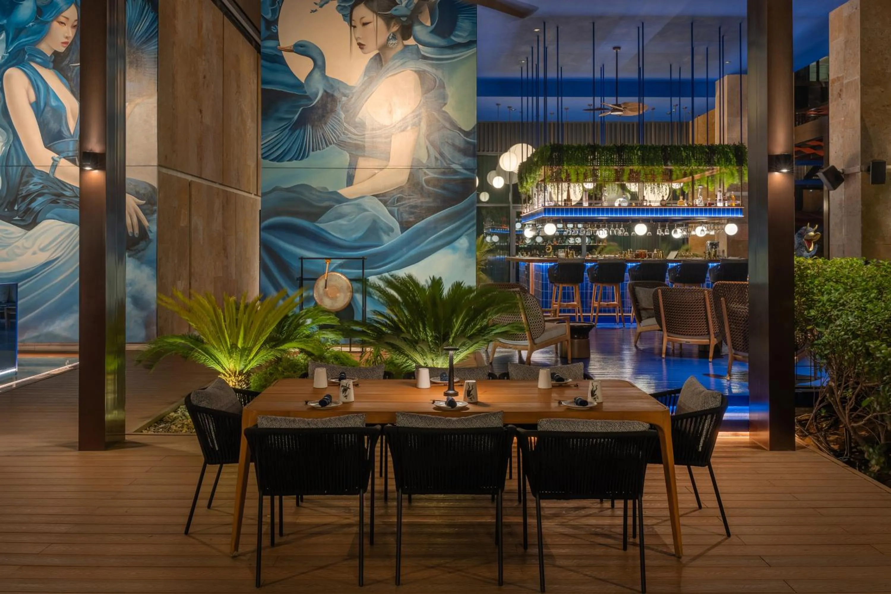 Restaurant/places to eat in Banyan Tree Dubai at Bluewaters