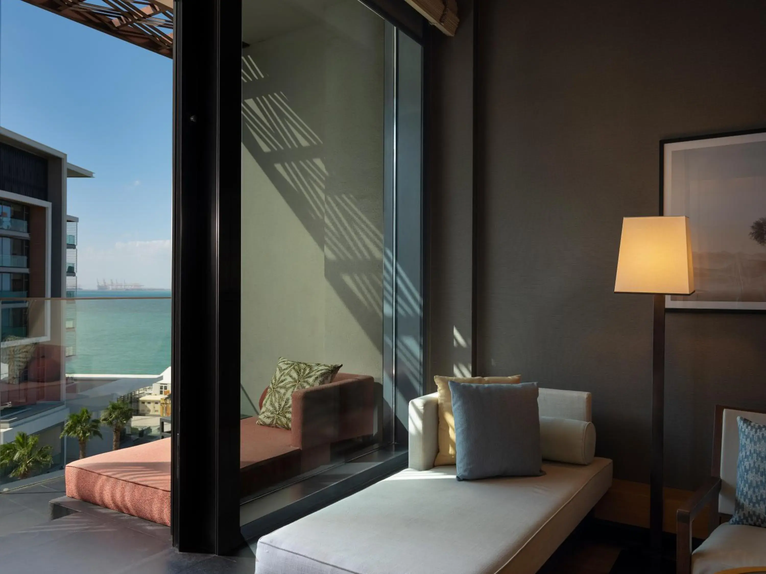Day, Bed in Banyan Tree Dubai at Bluewaters Day, Bed in Banyan Tree Dubai at Bluewaters