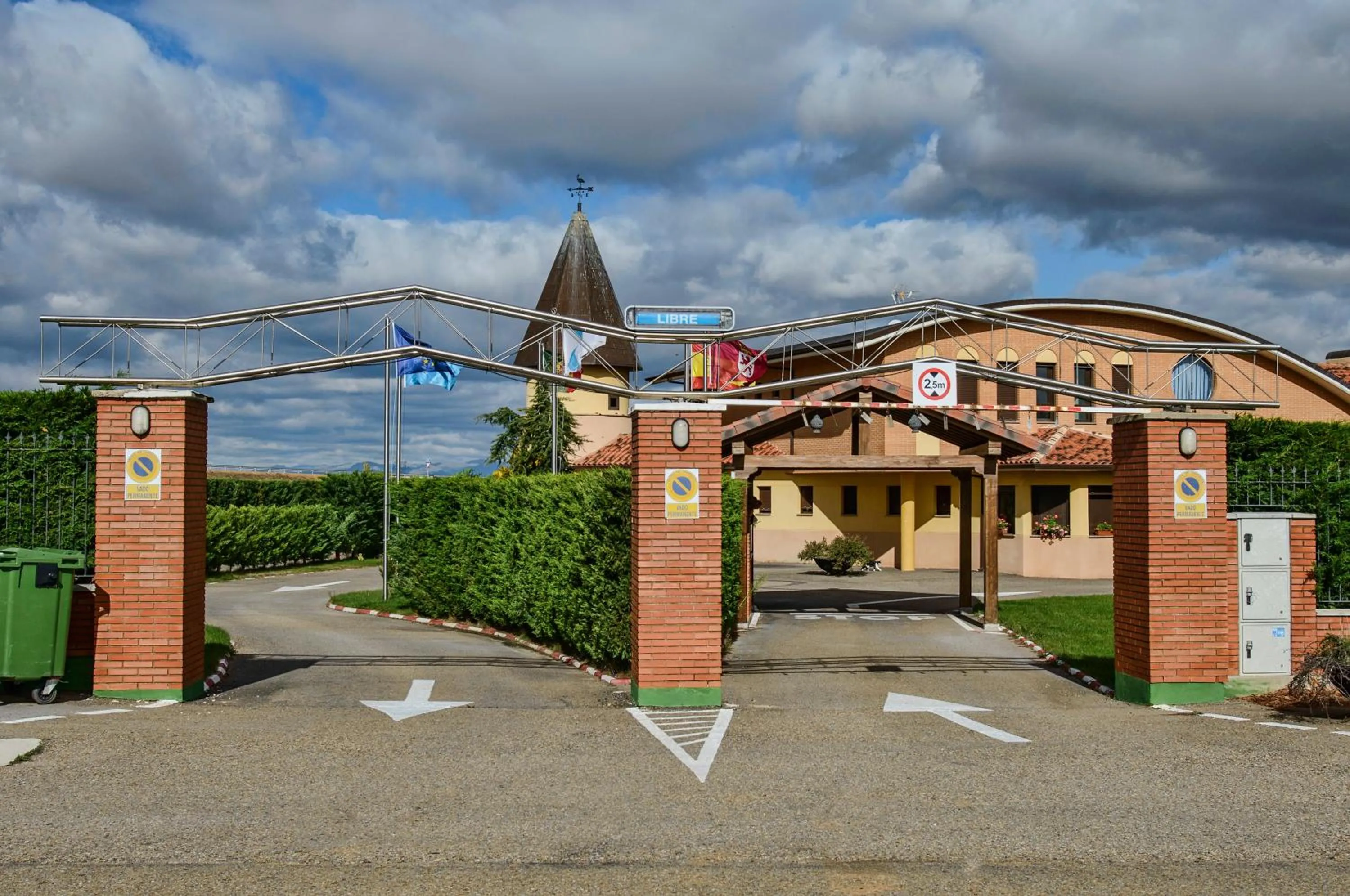 Nearby landmark in Motel Cancun León