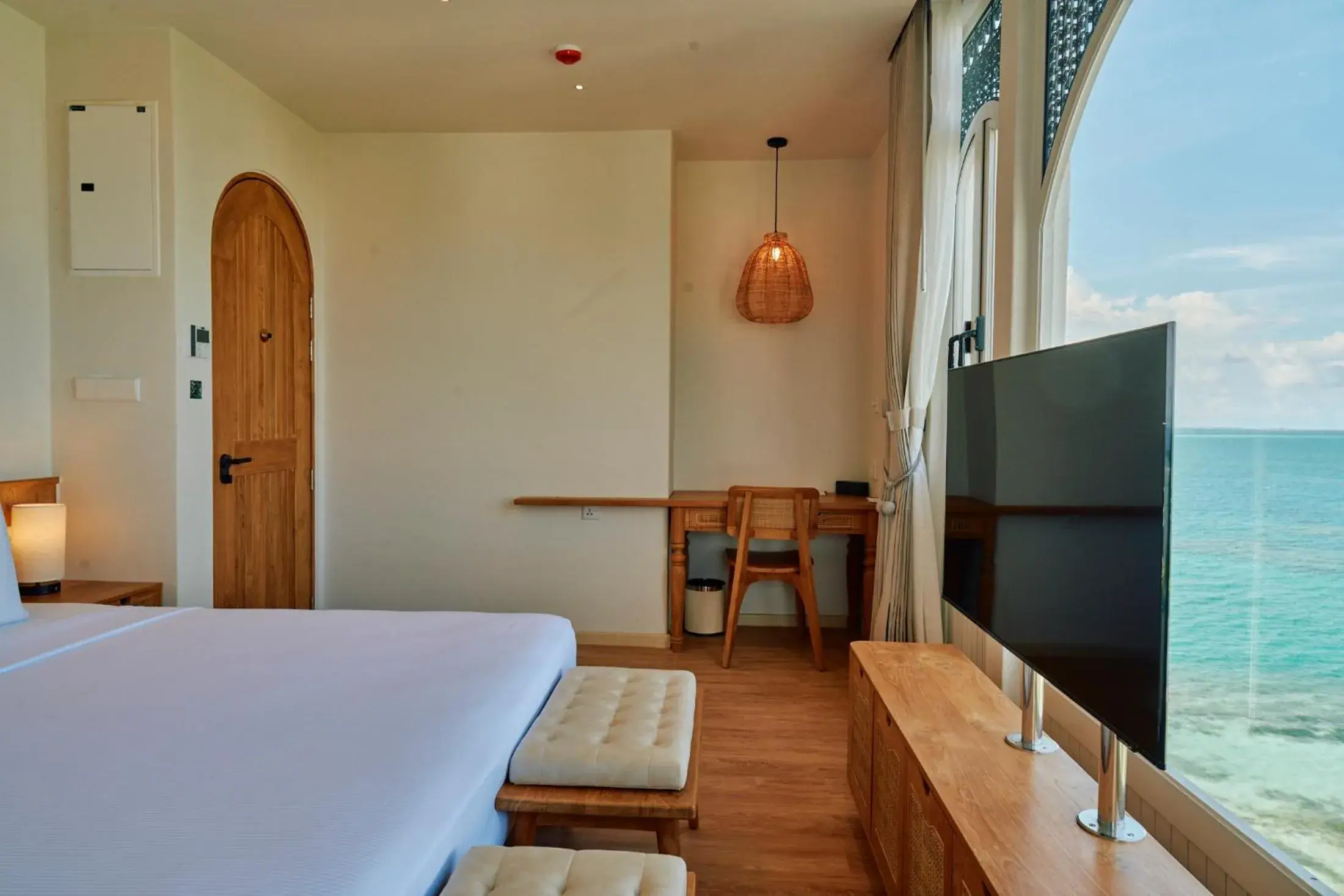 Deluxe Seaview Room in Stone Hotels Dhiffushi Deluxe Seaview Room in Stone Hotels Dhiffushi