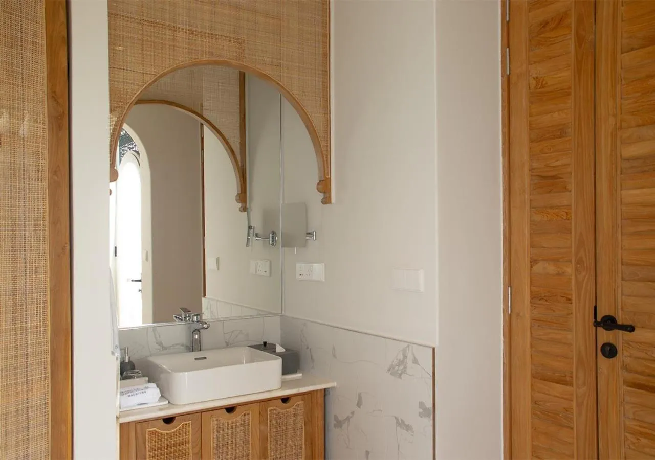 Bathroom in Stone Hotels Dhiffushi