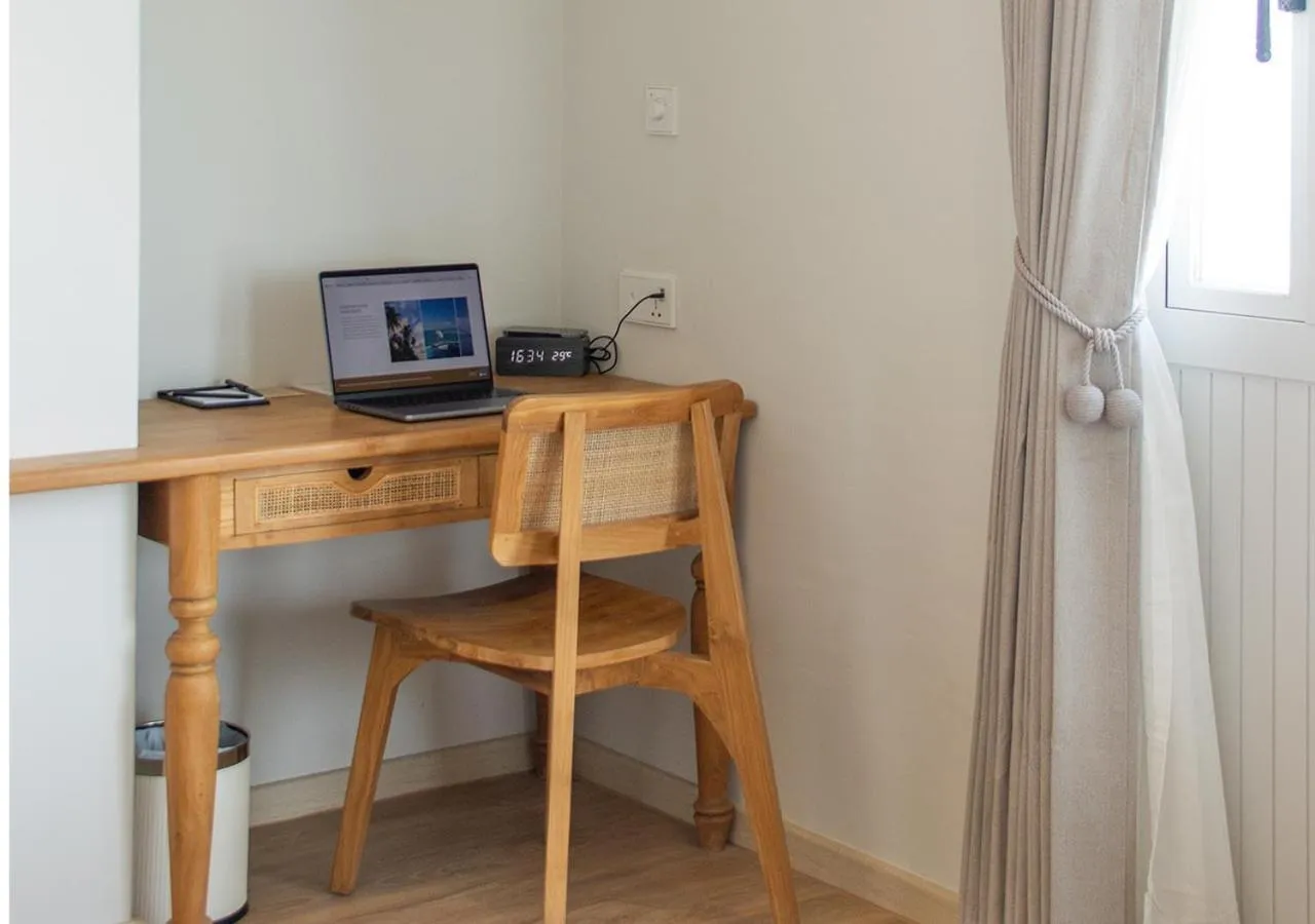 Bedroom in Stone Hotels Dhiffushi