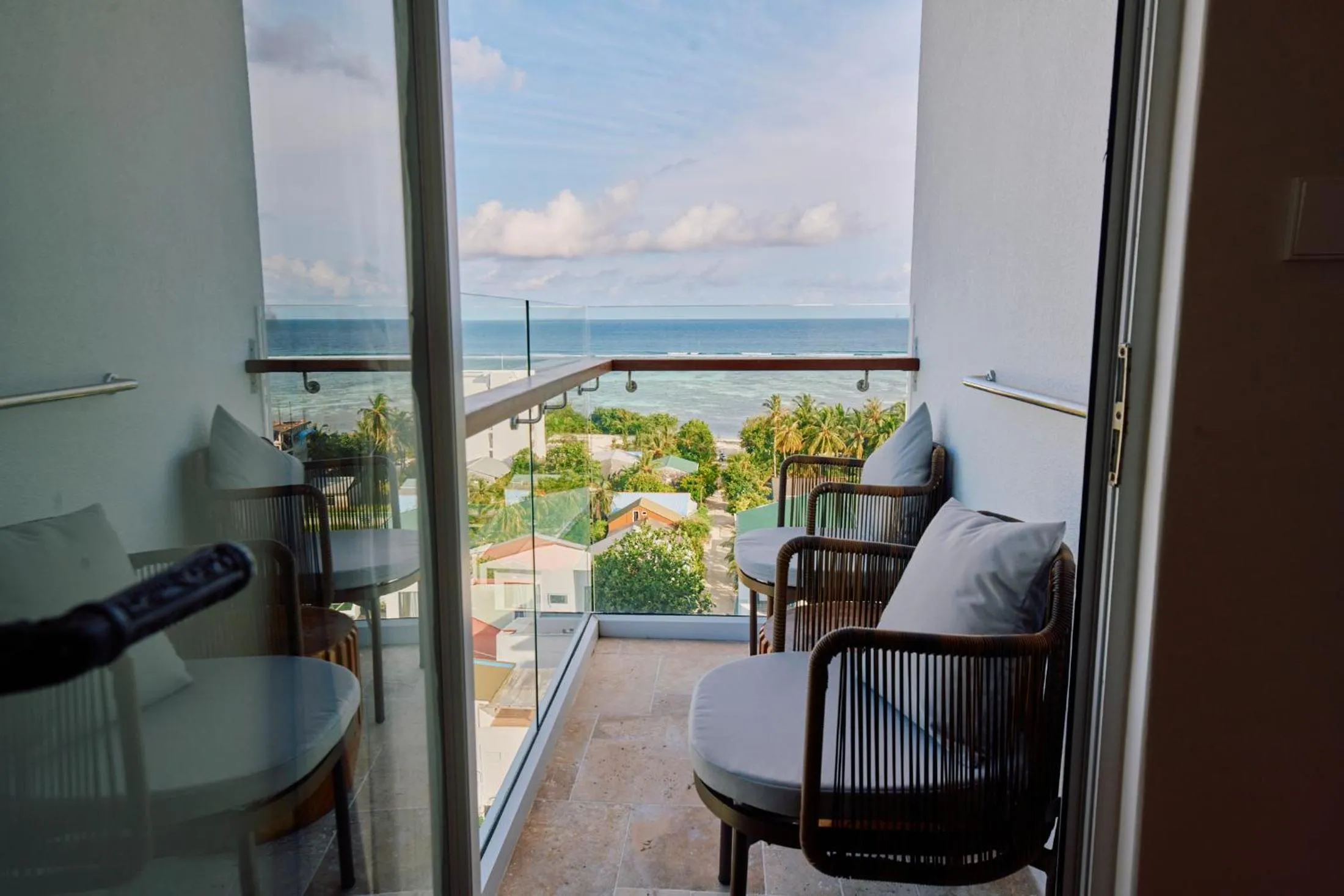 Day in Stone Hotels Dhiffushi