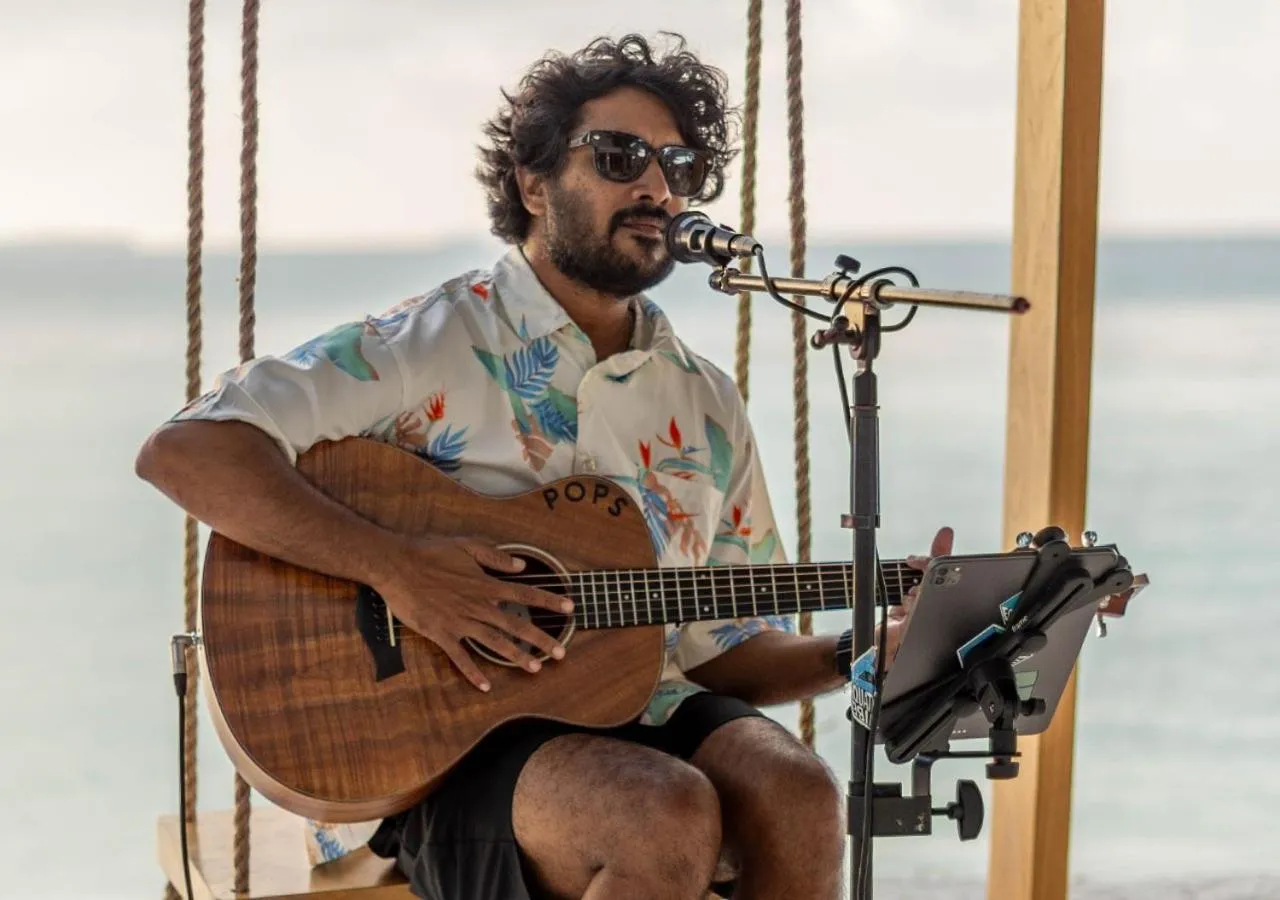 Evening entertainment in Stone Hotels Dhiffushi