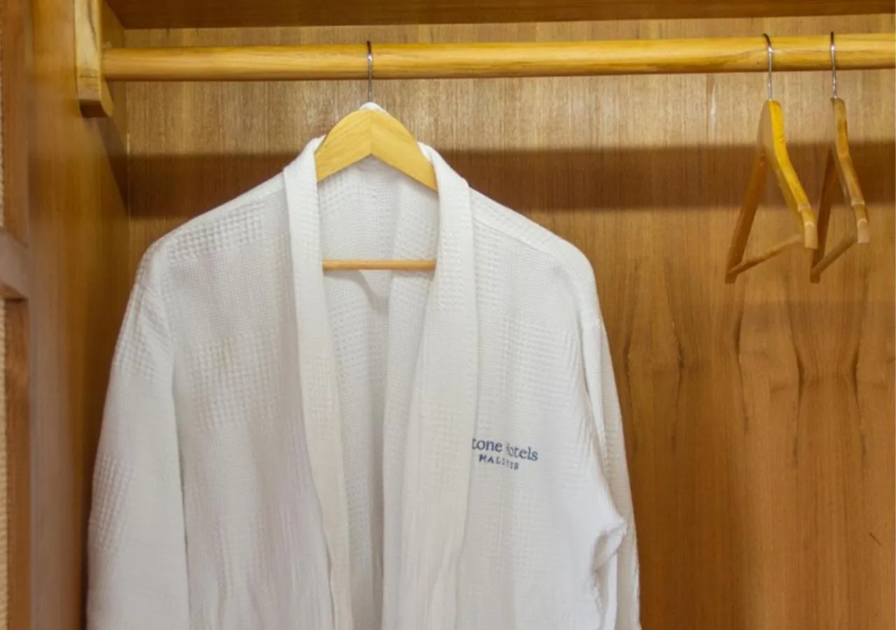 wardrobe in Stone Hotels Dhiffushi