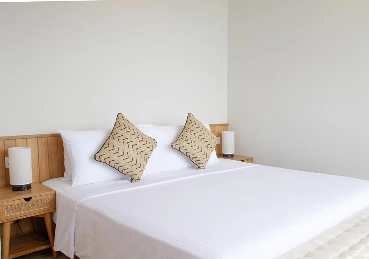 Bed in Stone Hotels Dhiffushi